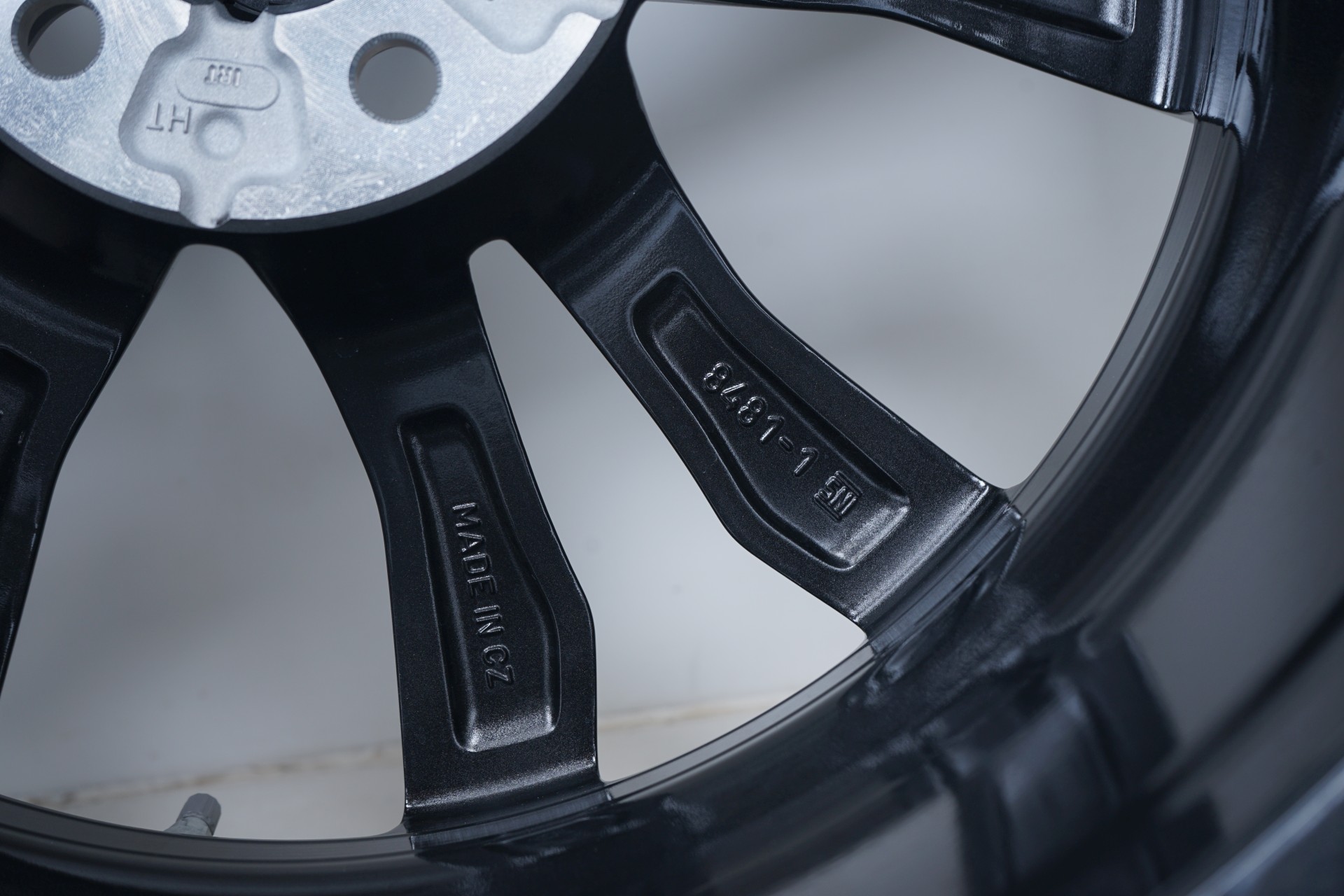 resized125.jpg