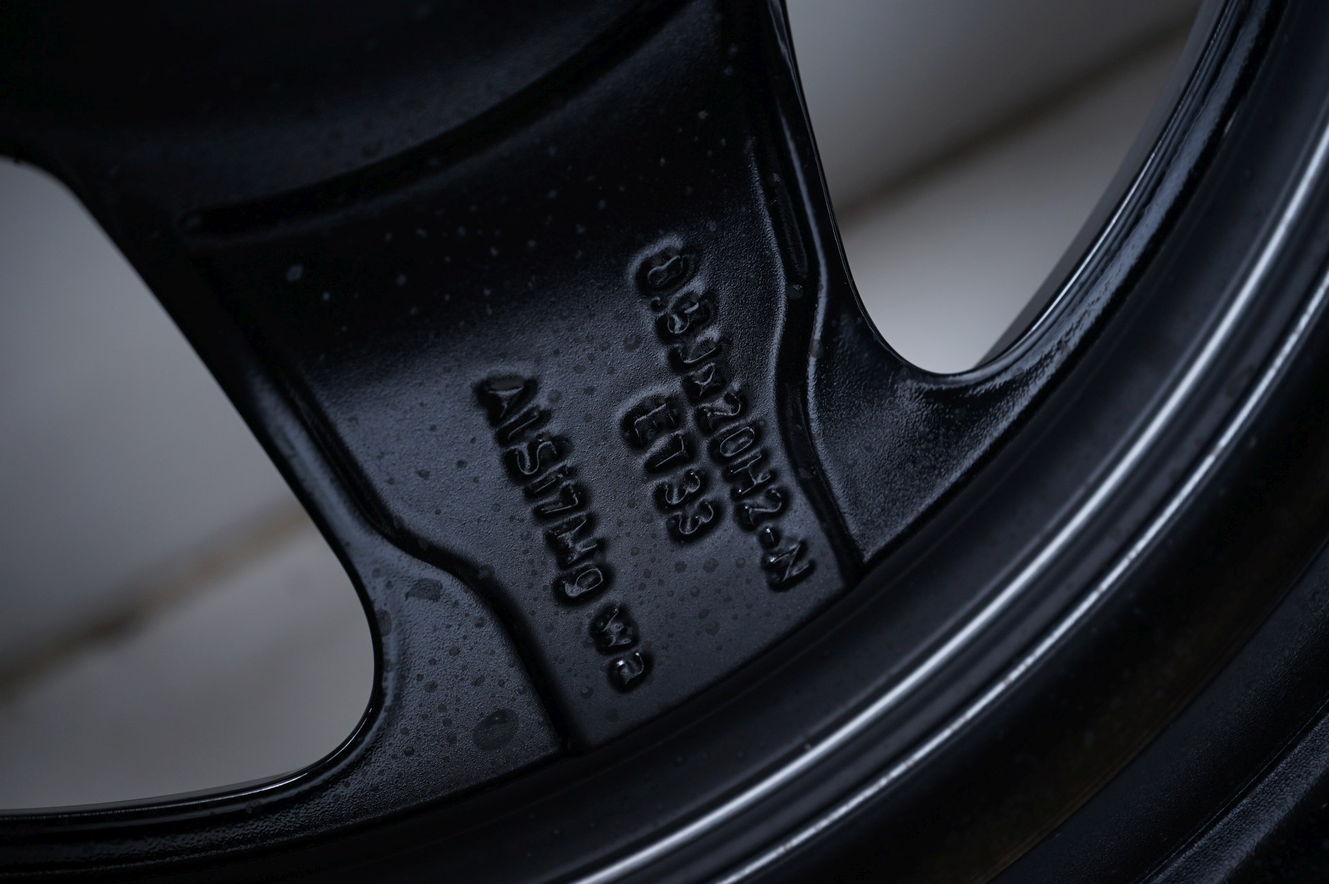 resized325.jpg