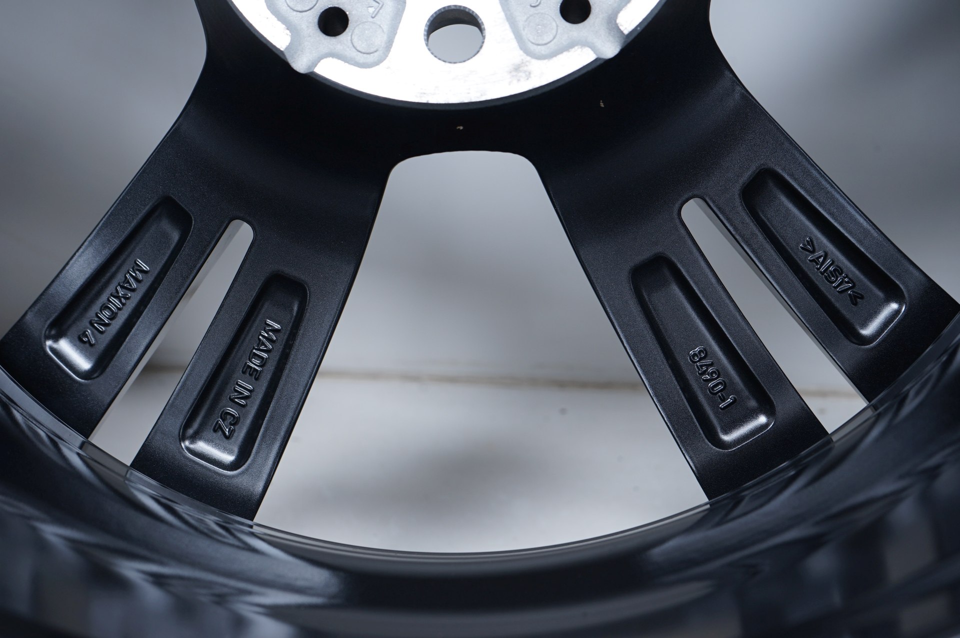 resized323.jpg