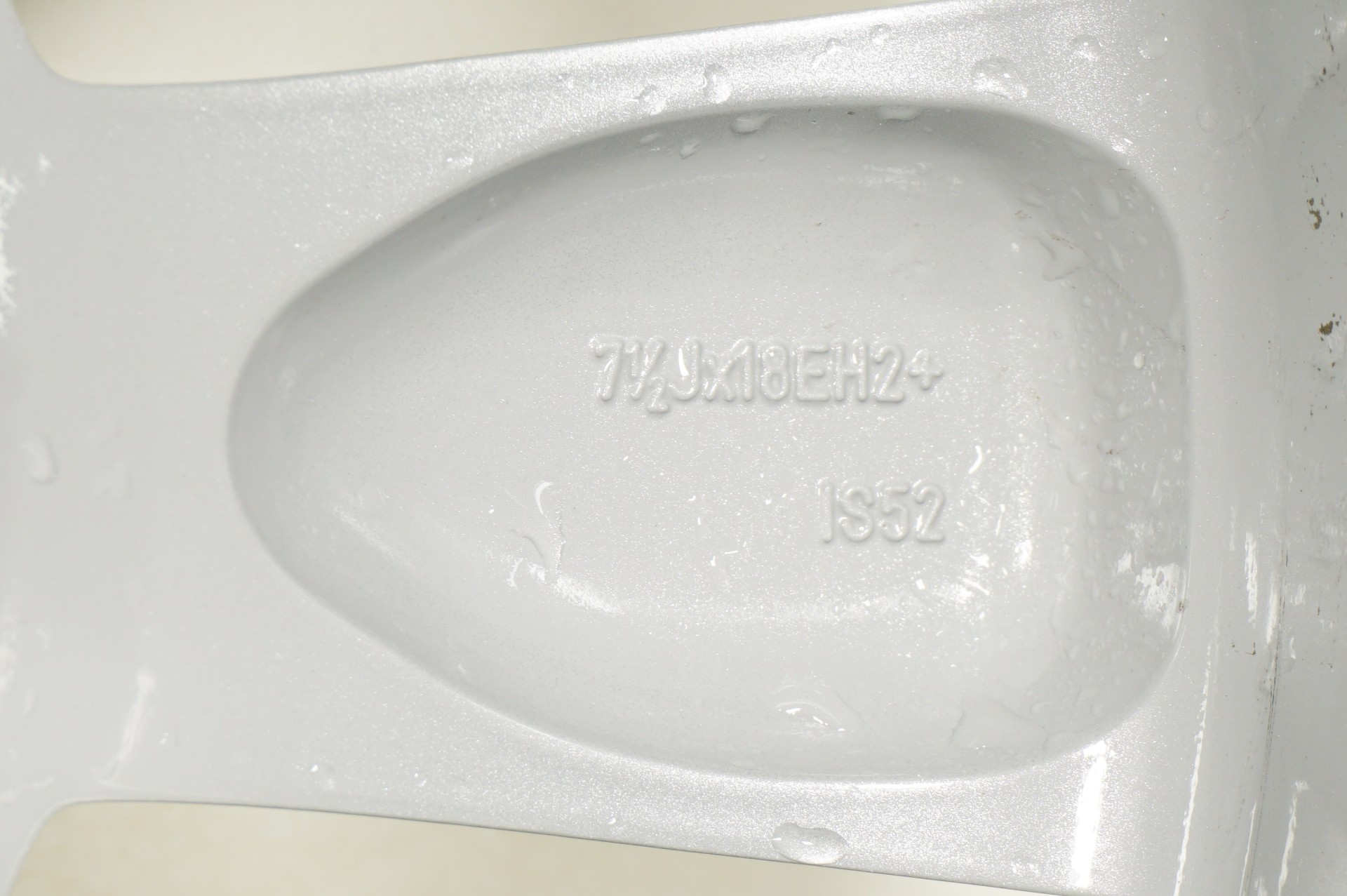 resize_572.jpg