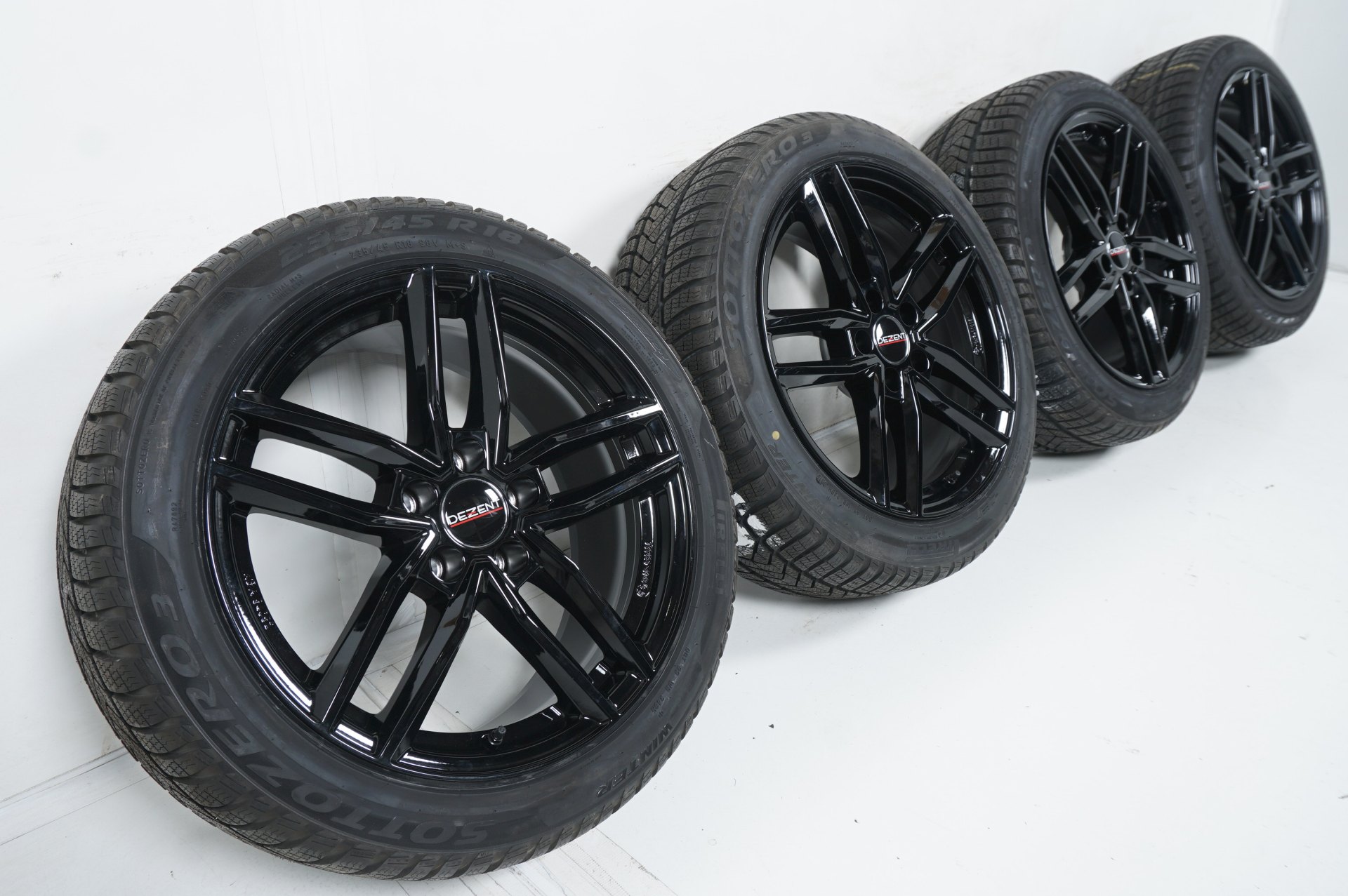 4x Winter-Komplettrad 18 Zoll | BMW iX1 X1 | 225/55 R18 | RC-Design RC34 NEU