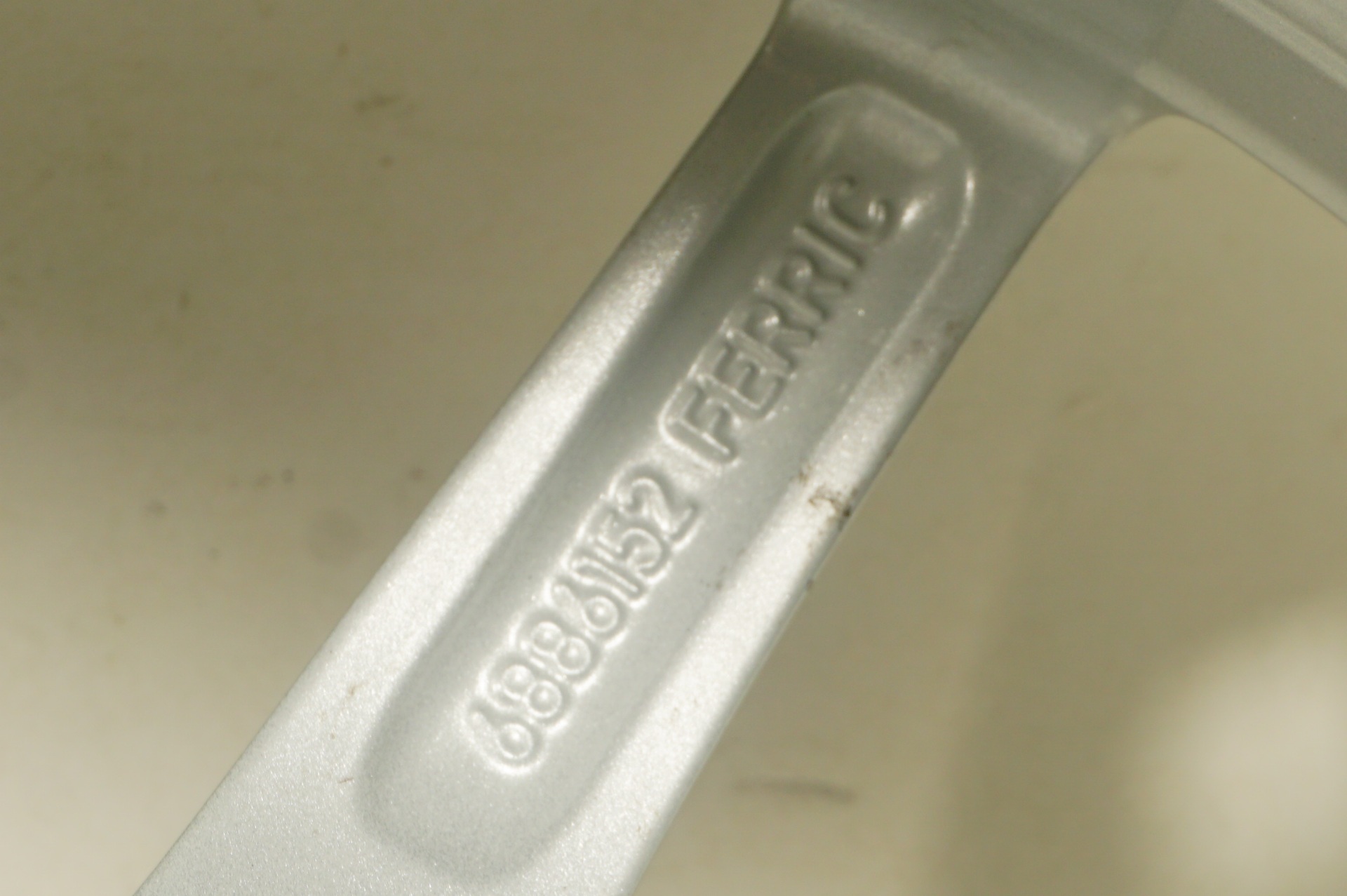 resize_595.jpg