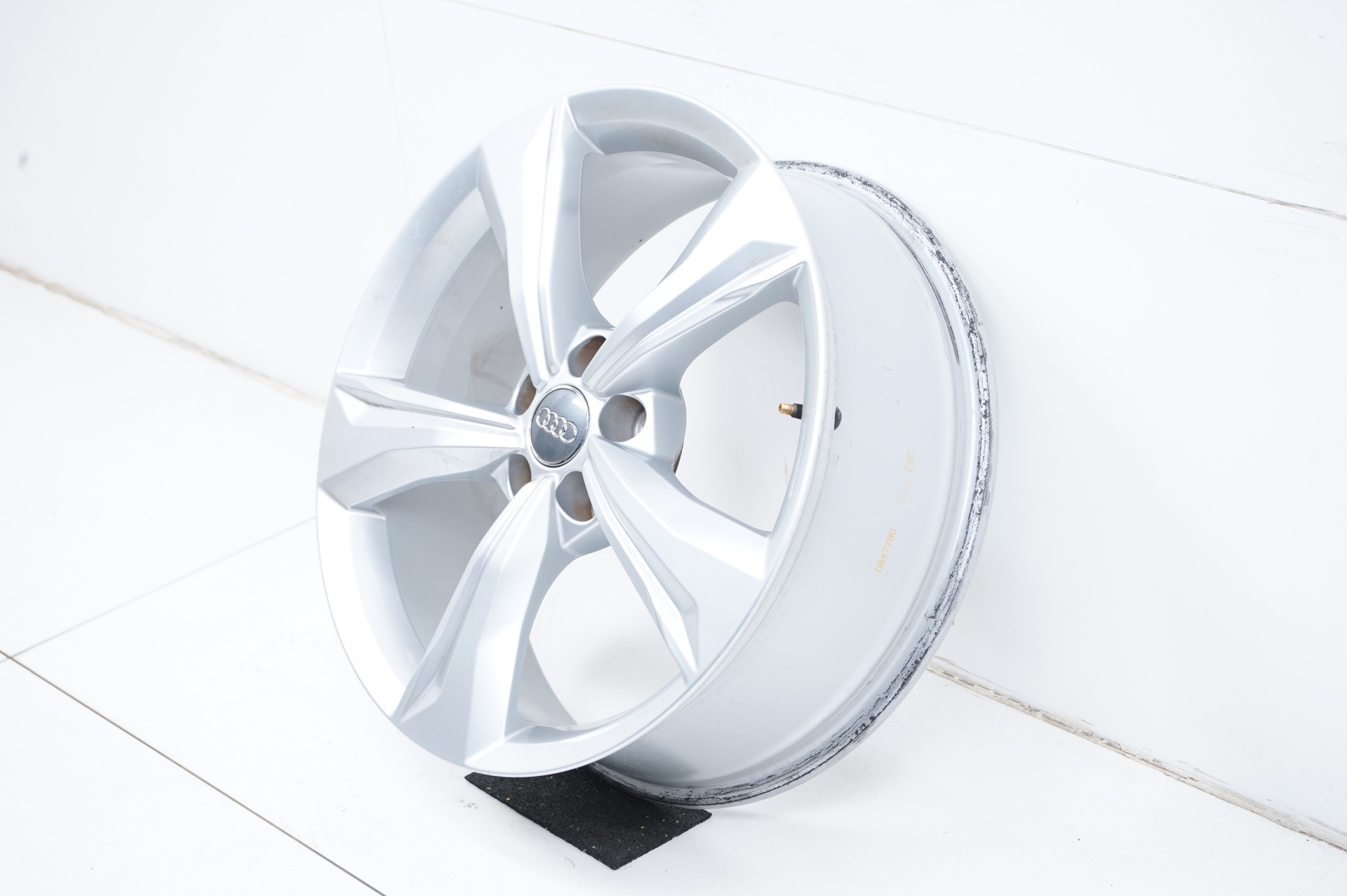 resized007.jpg