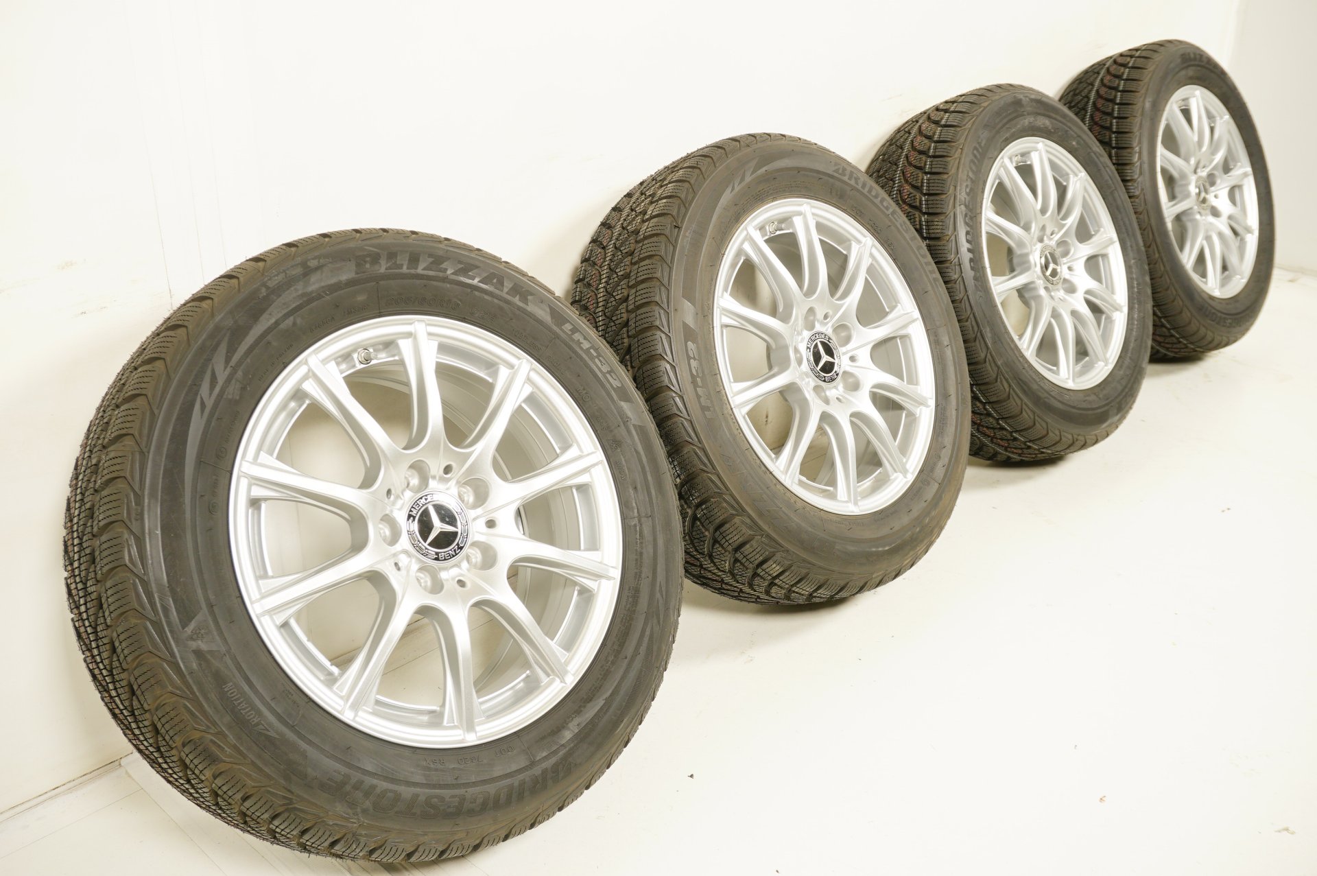 4x Winter-Komplettrad 16 Zoll | Mercedes C-Klasse W205 | 205/60 R16 92H M+SNEU