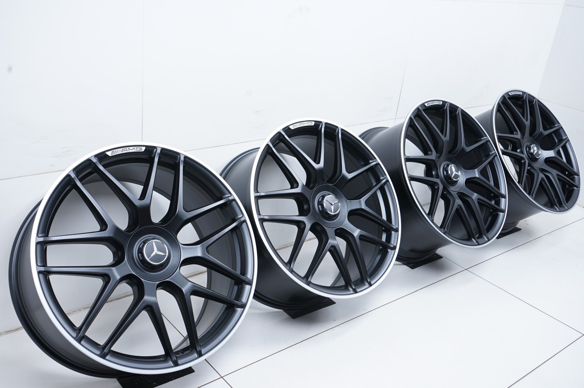 resized382.jpg
