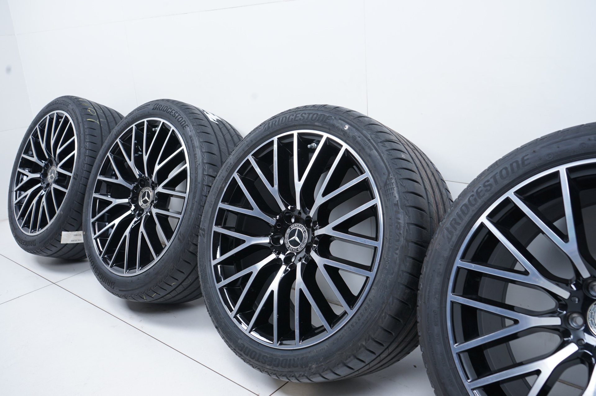 resized033.jpg