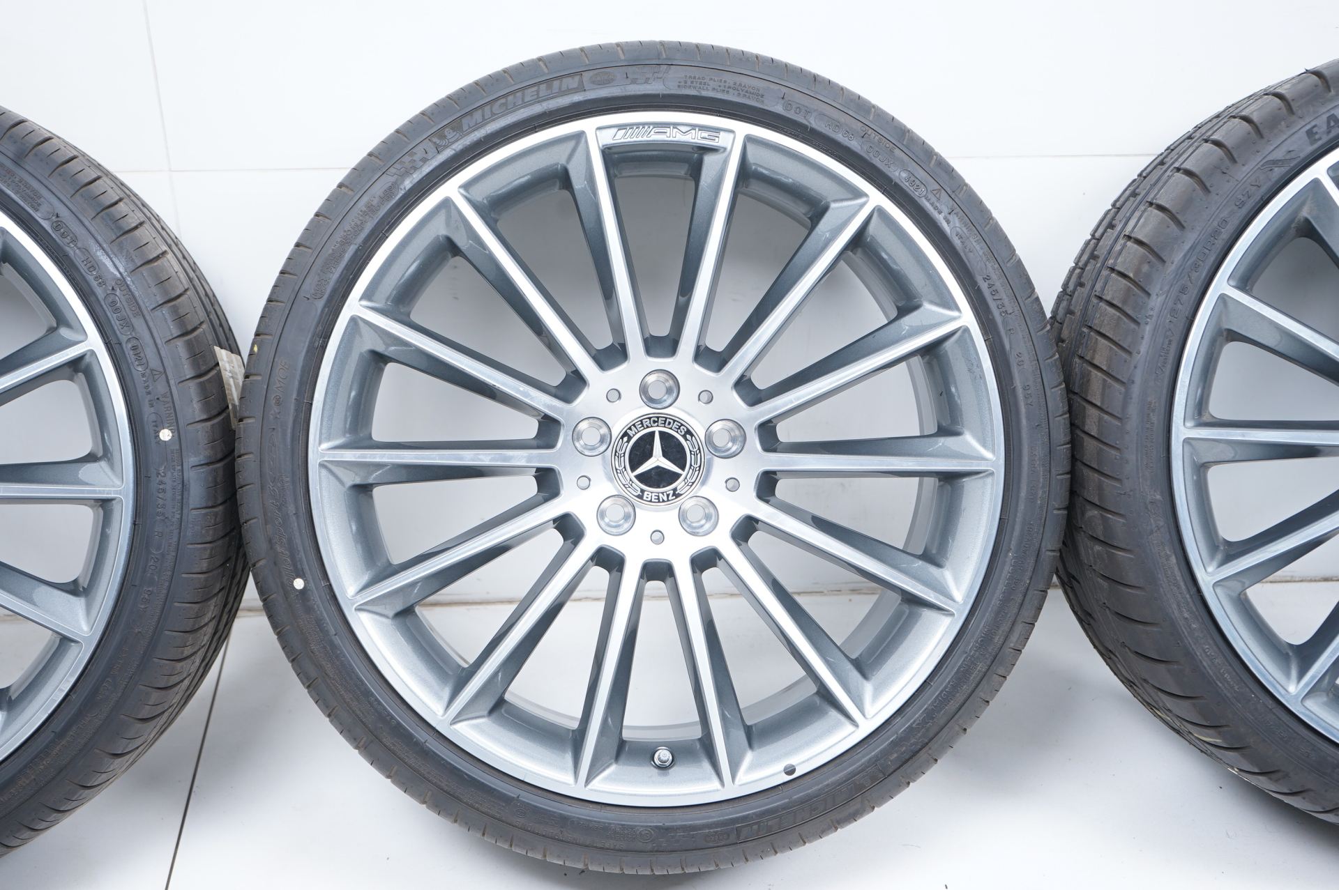 resized042.jpg