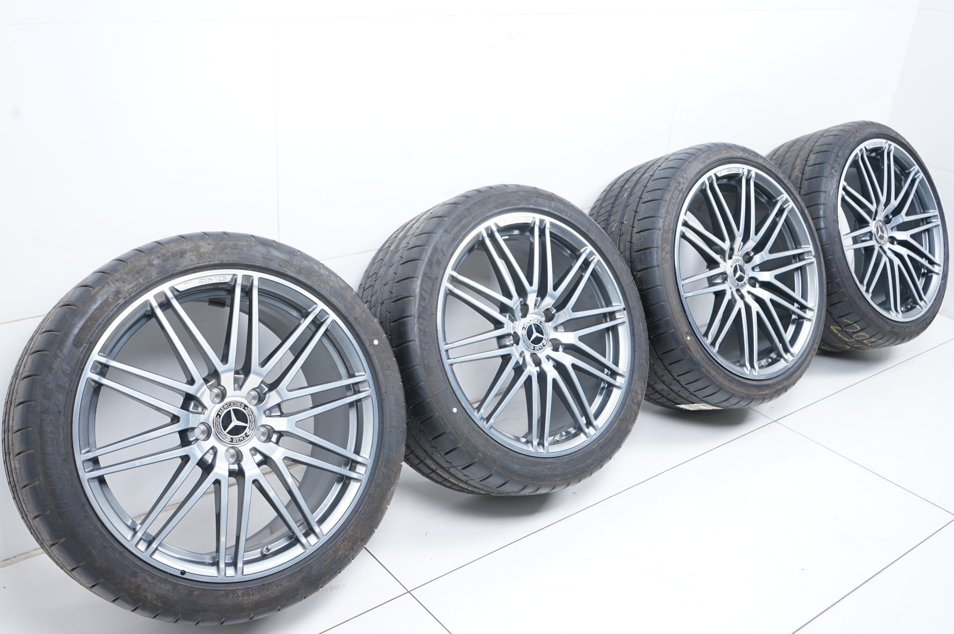 resized406.jpg