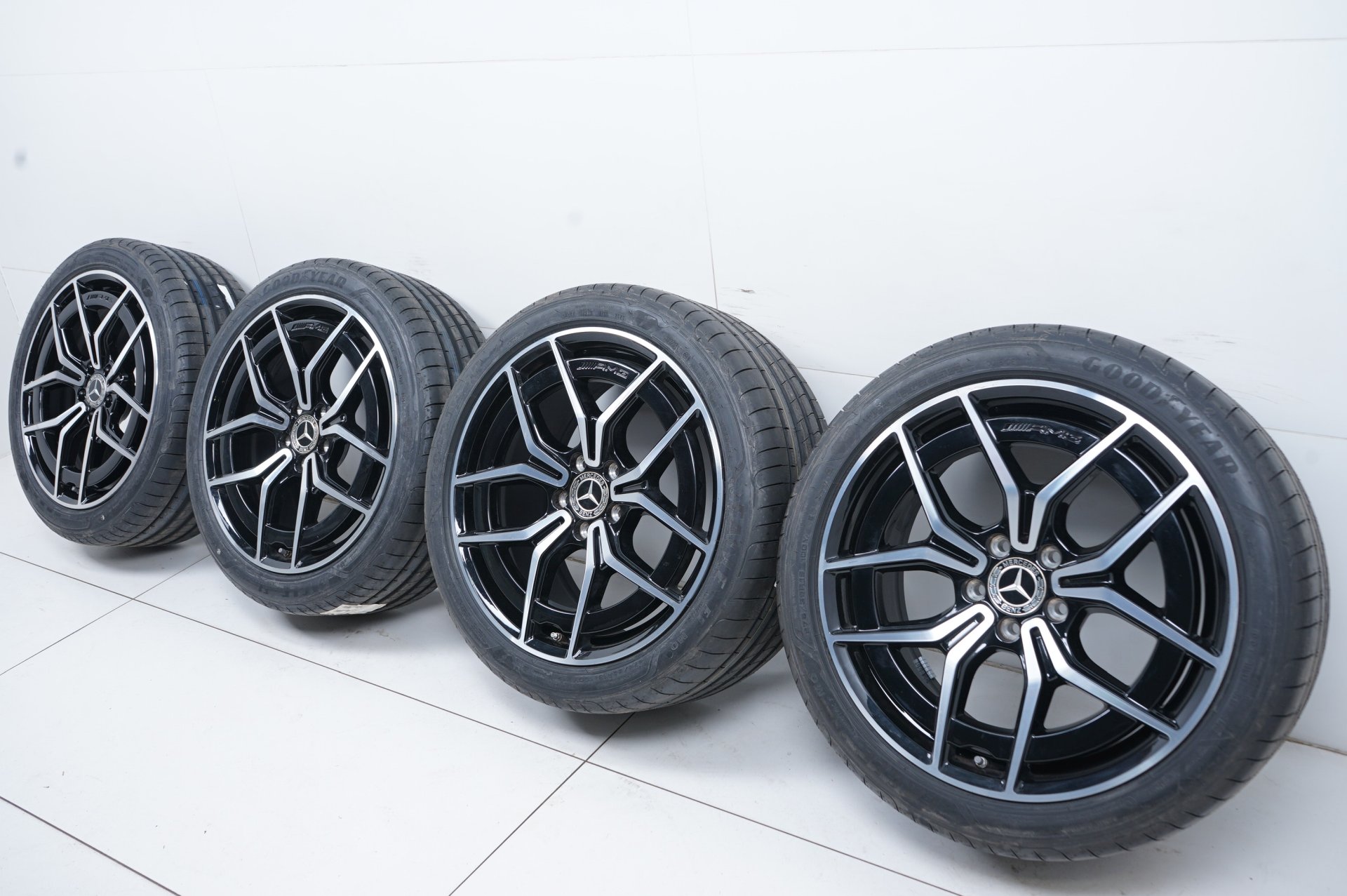 resized361.jpg