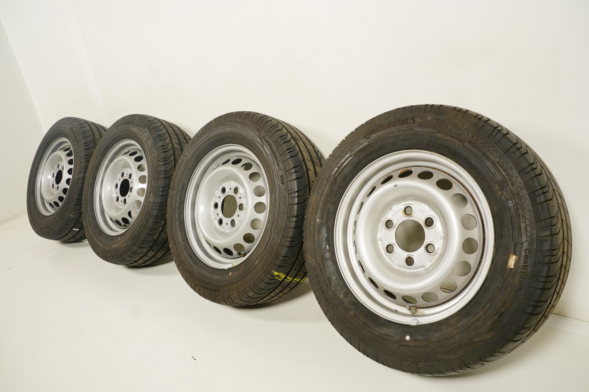 resize_047.jpg