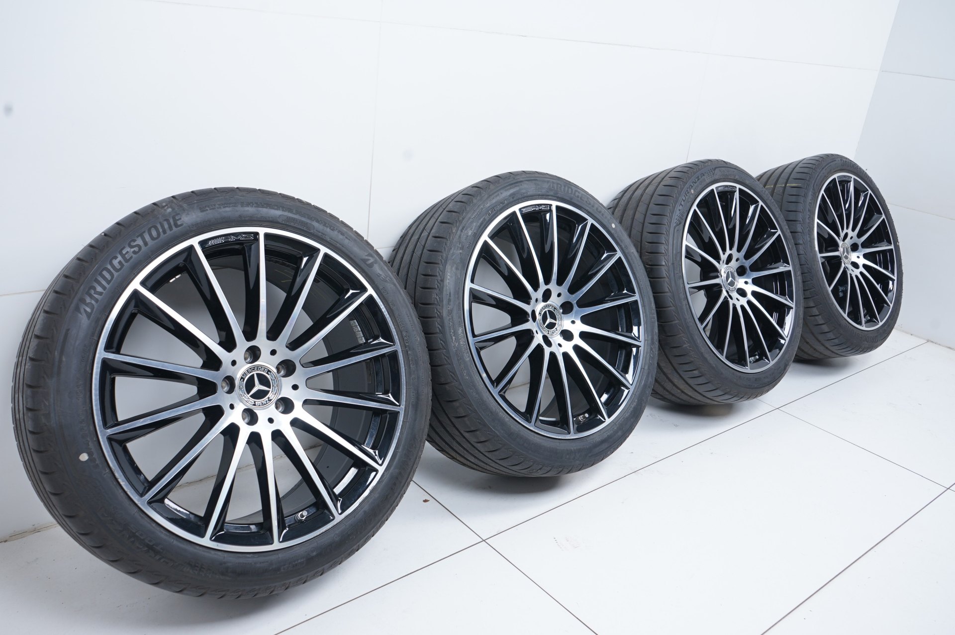 resized295.jpg