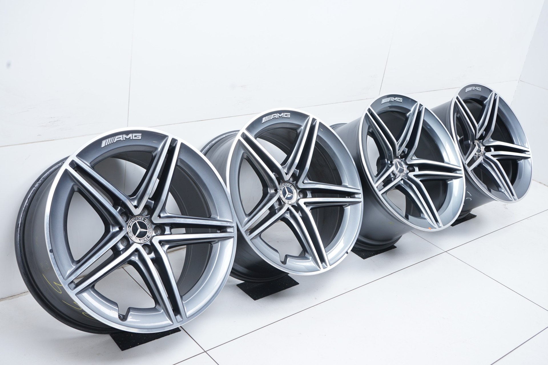 resized015.jpg