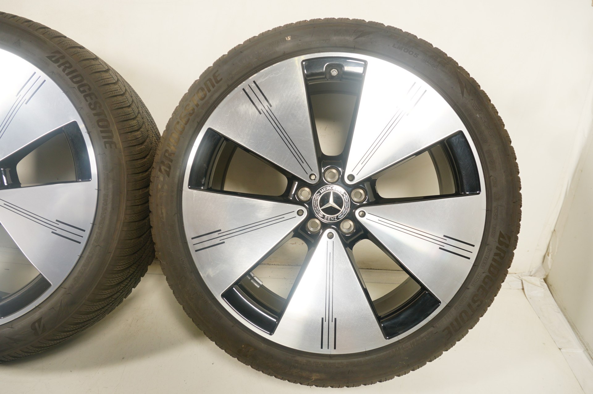 resized305.jpg