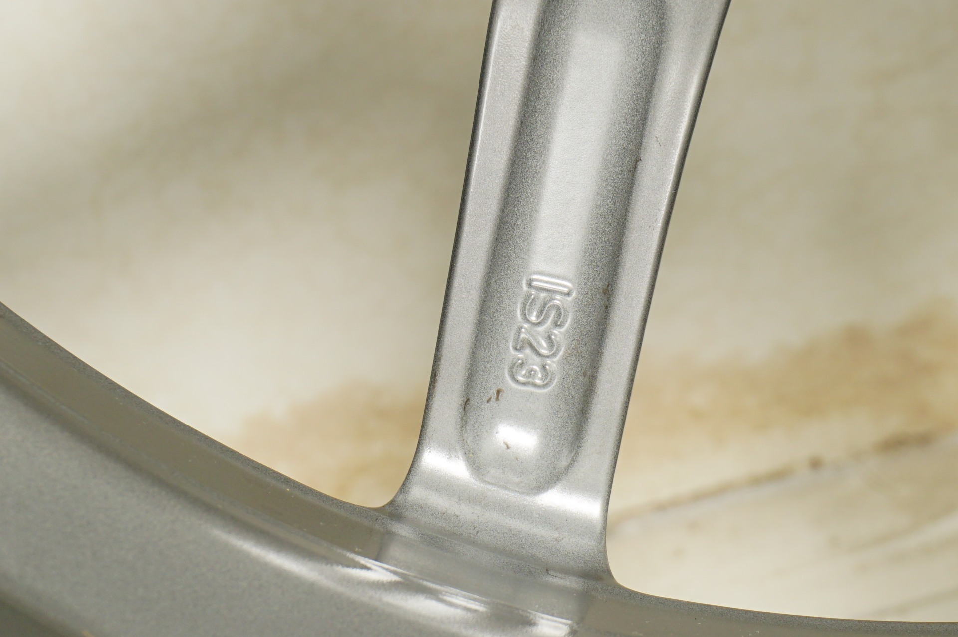 resize_381.jpg