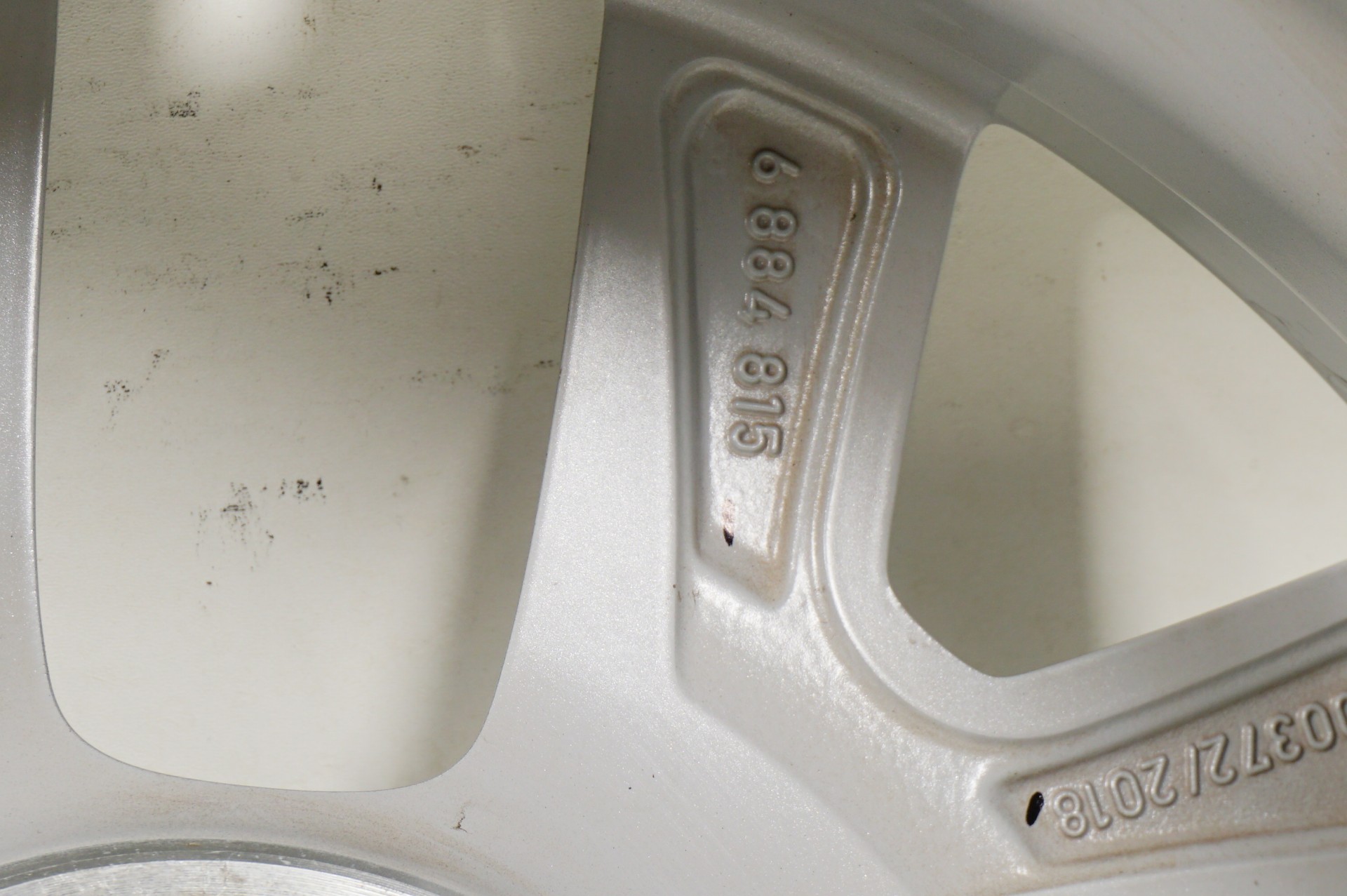 resize_830.jpg