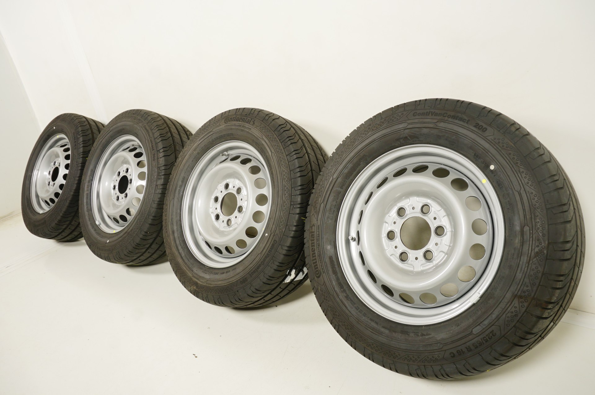 resize_095.jpg