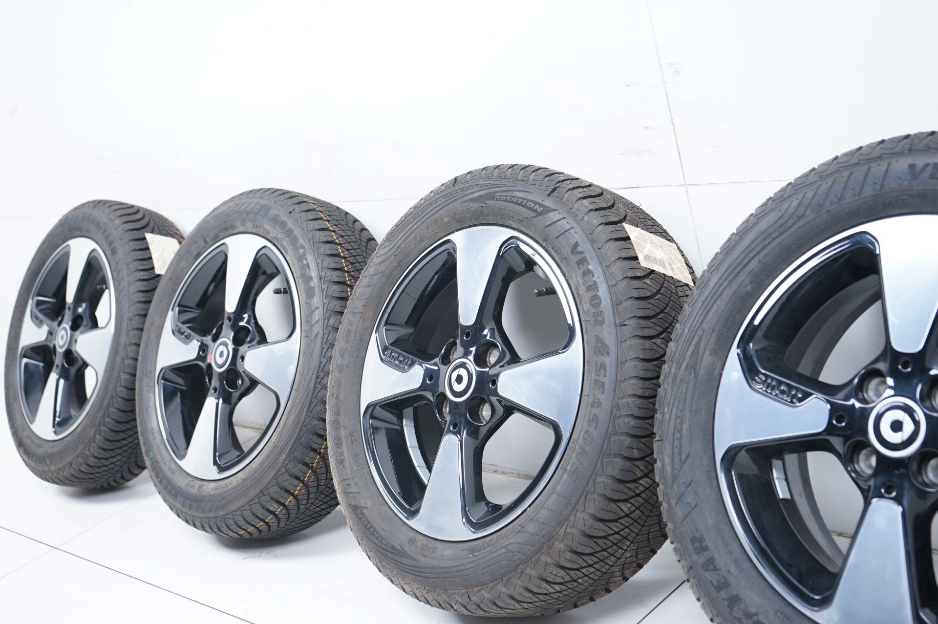 resized032.jpg