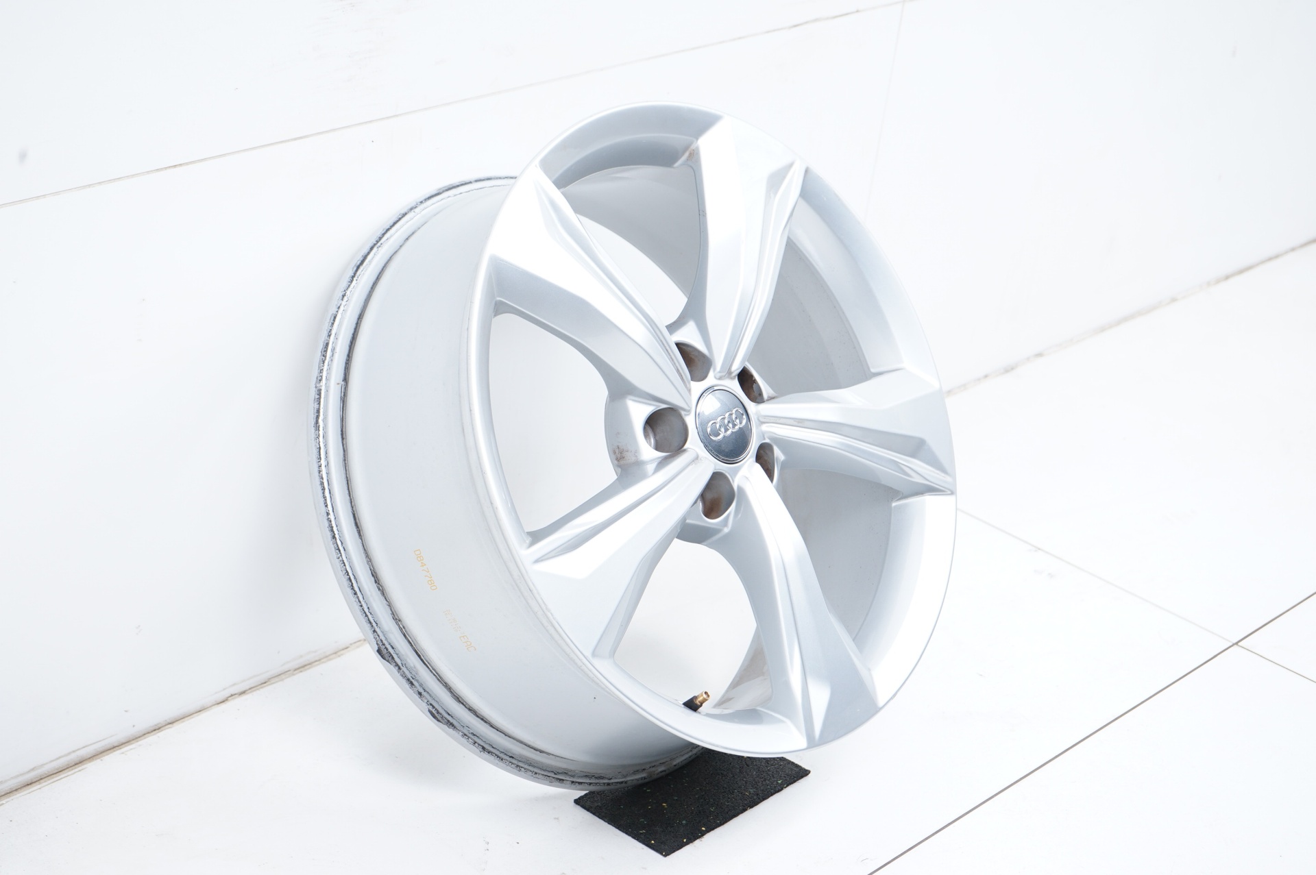 resized030.jpg