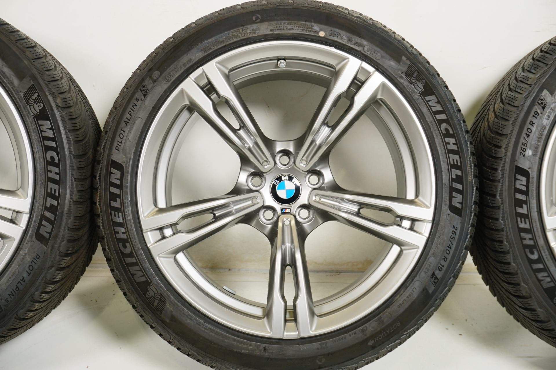 resized1020.jpg
