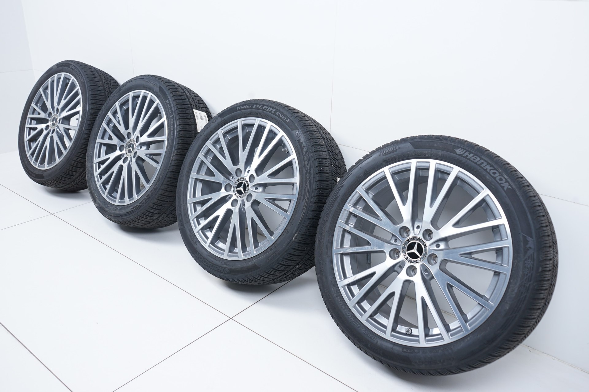 resized025.jpg