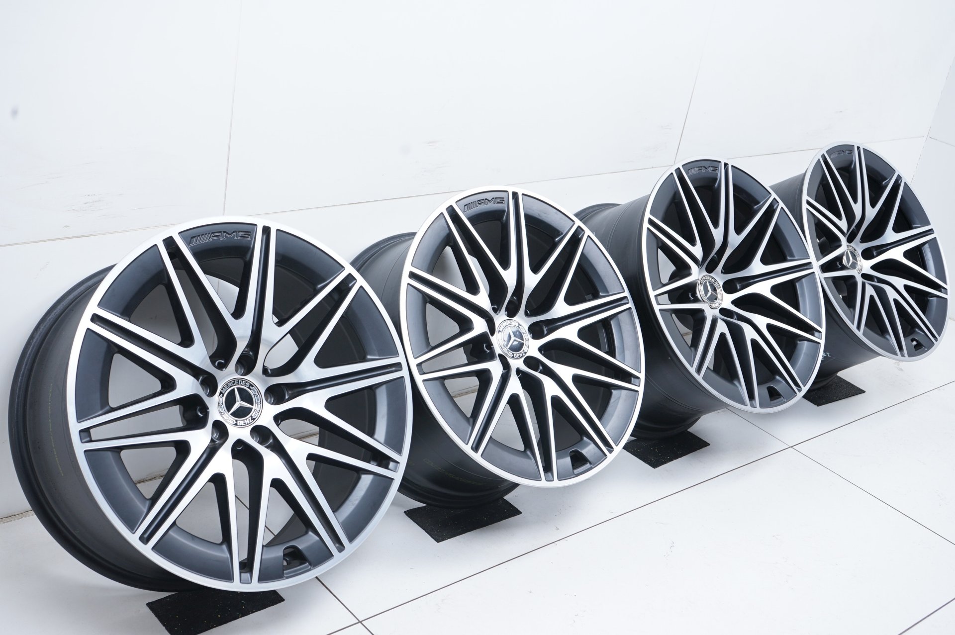 resized395.jpg