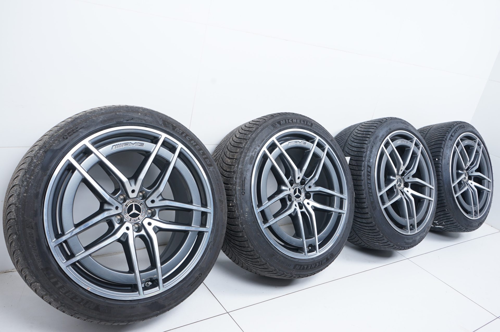resized385.jpg