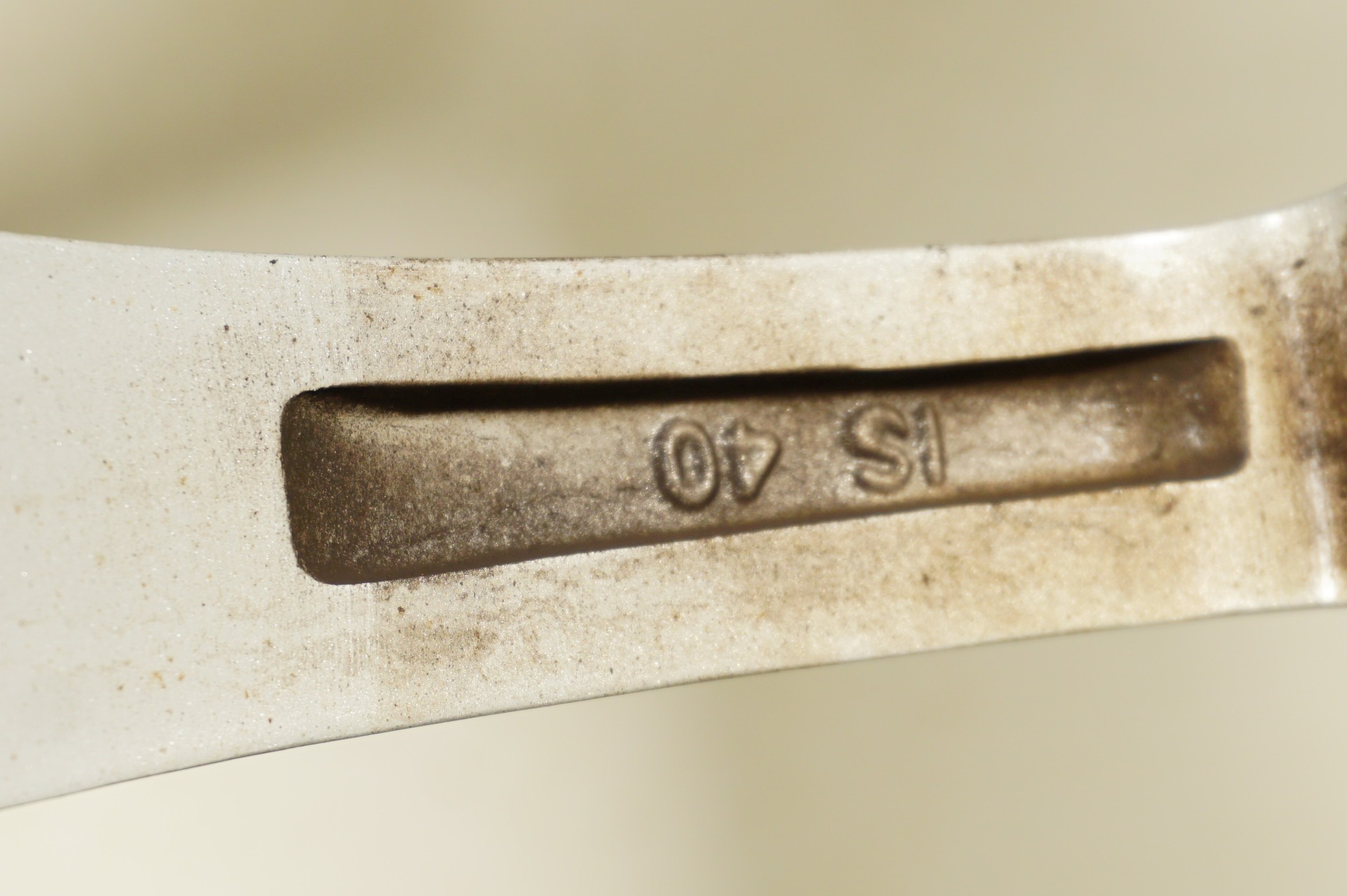 resize_495.jpg