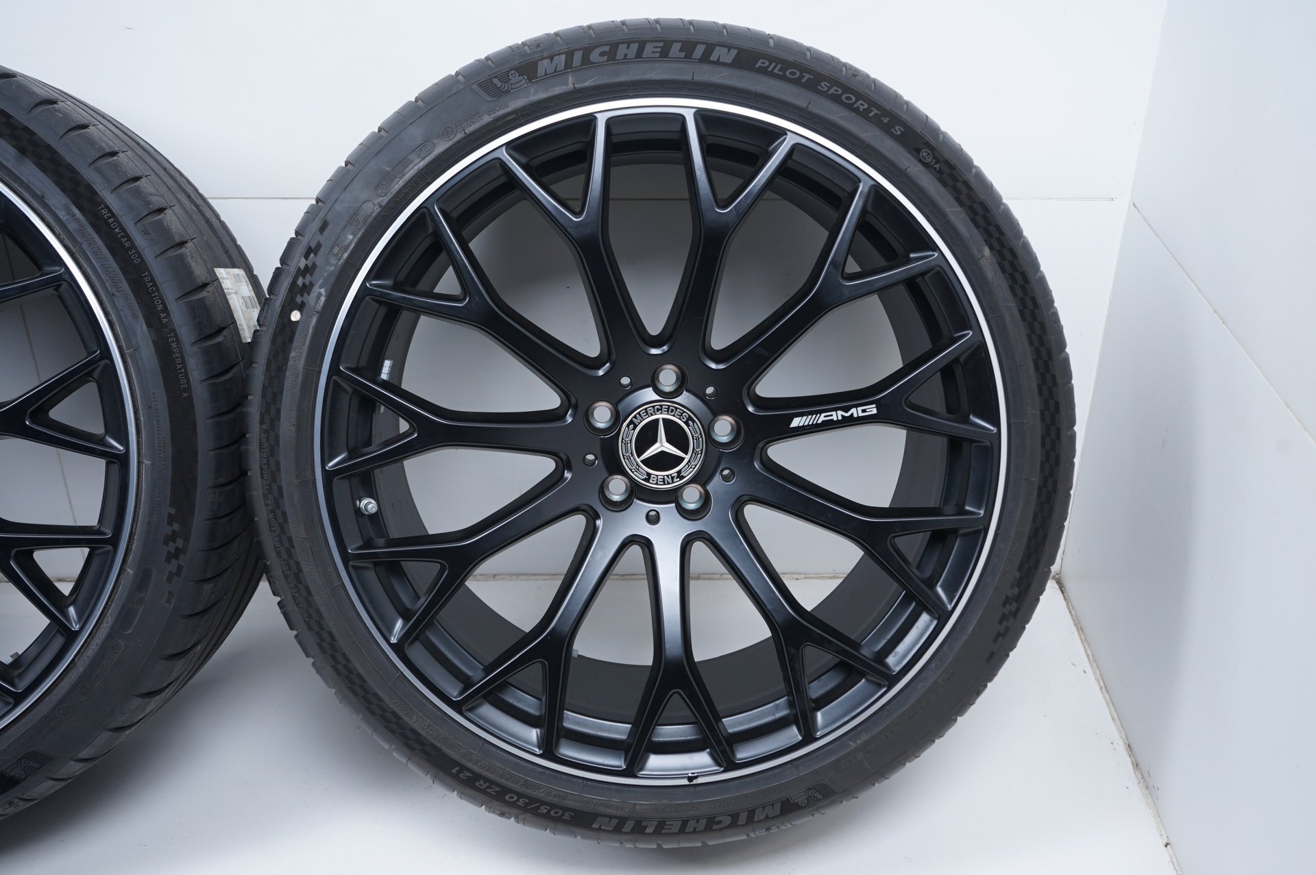 resized009.jpg