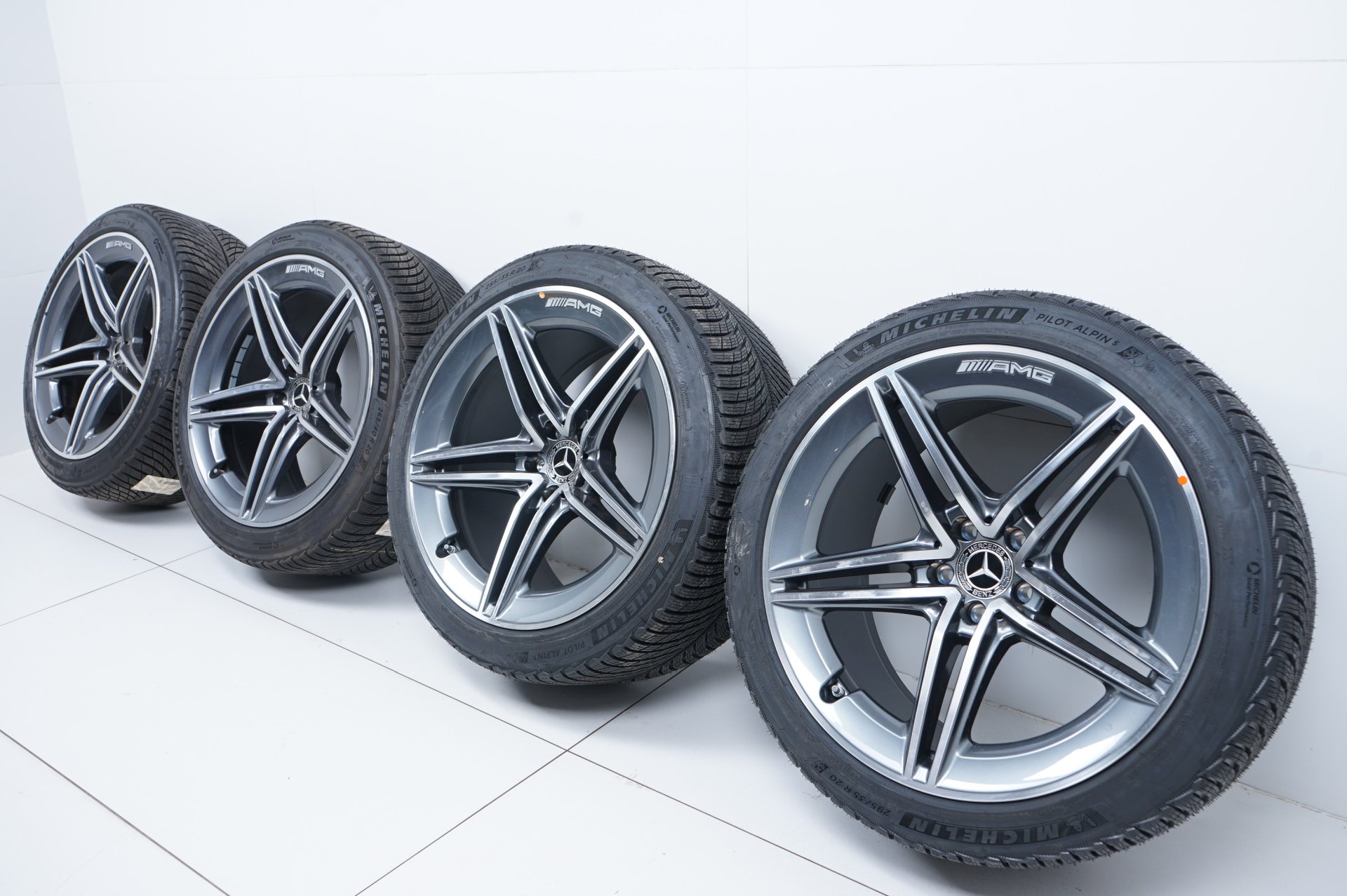 resized010.jpg
