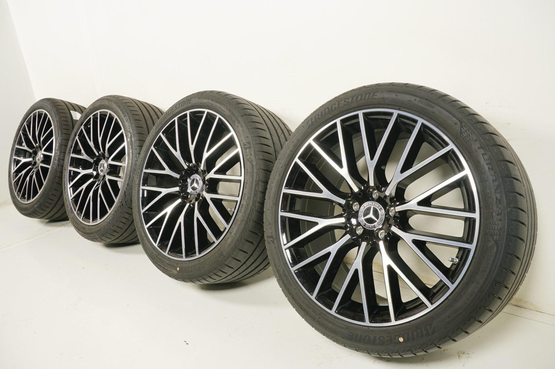 resized007.jpg