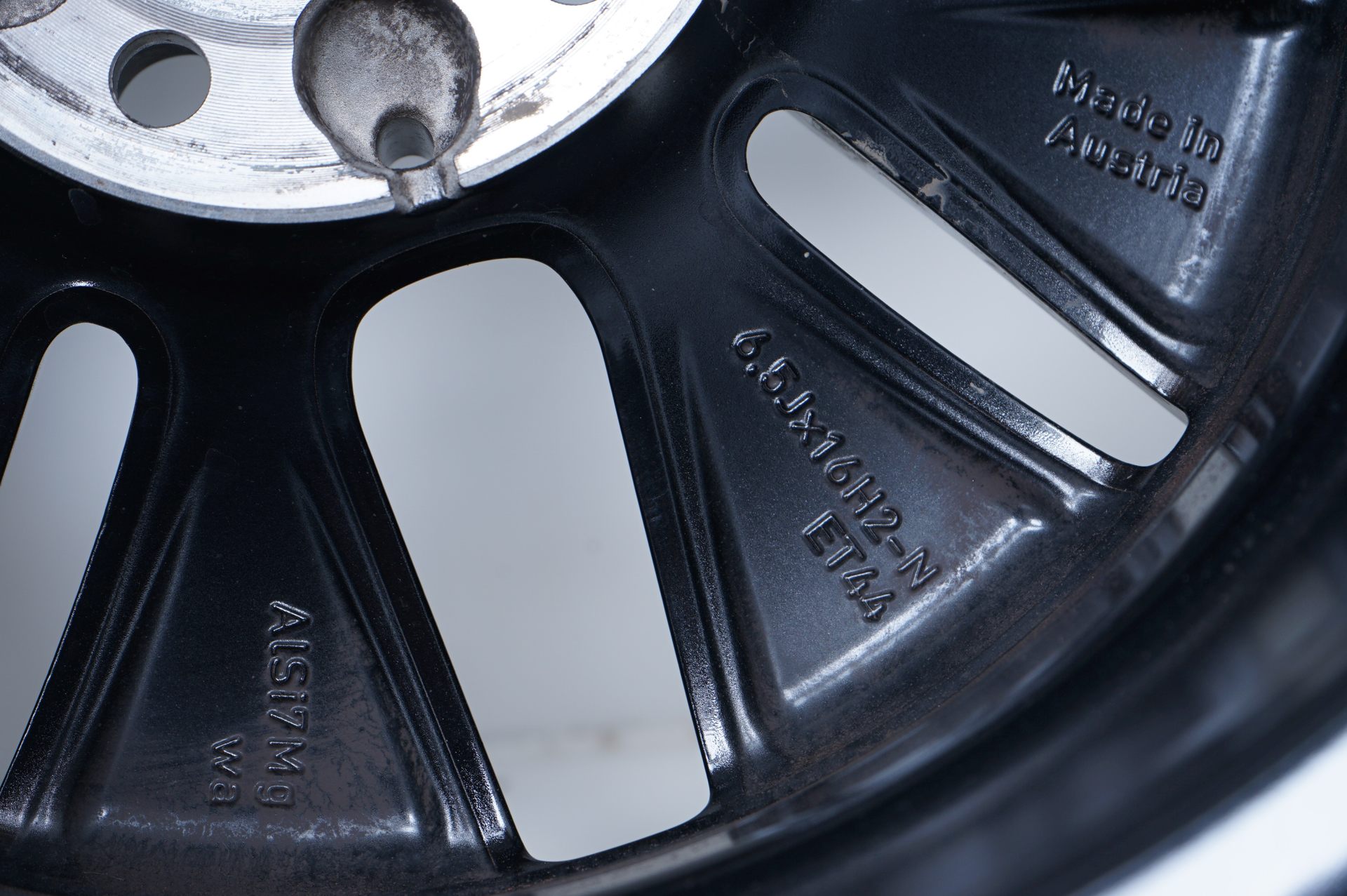 resized301.jpg