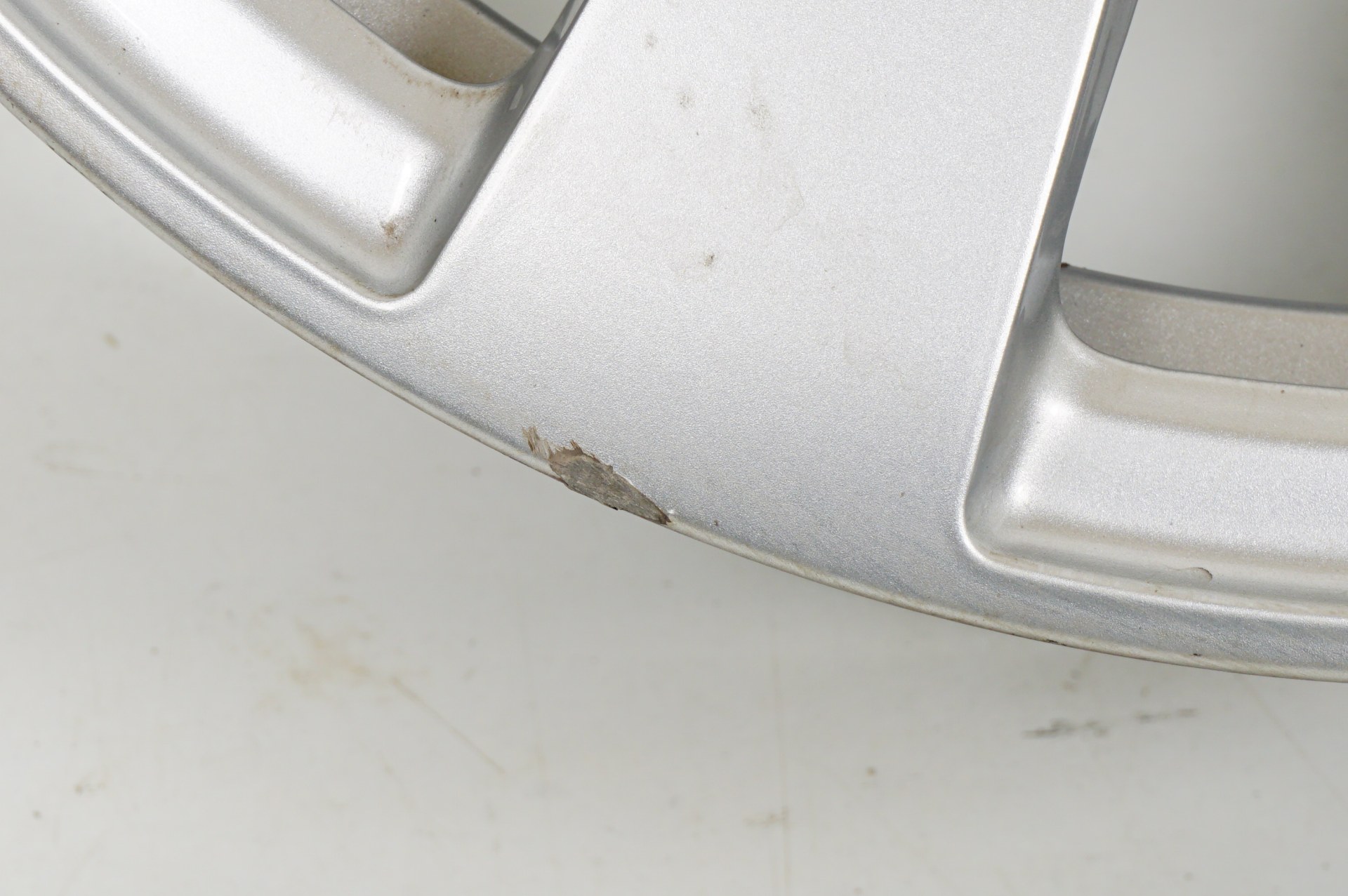 resized004.jpg