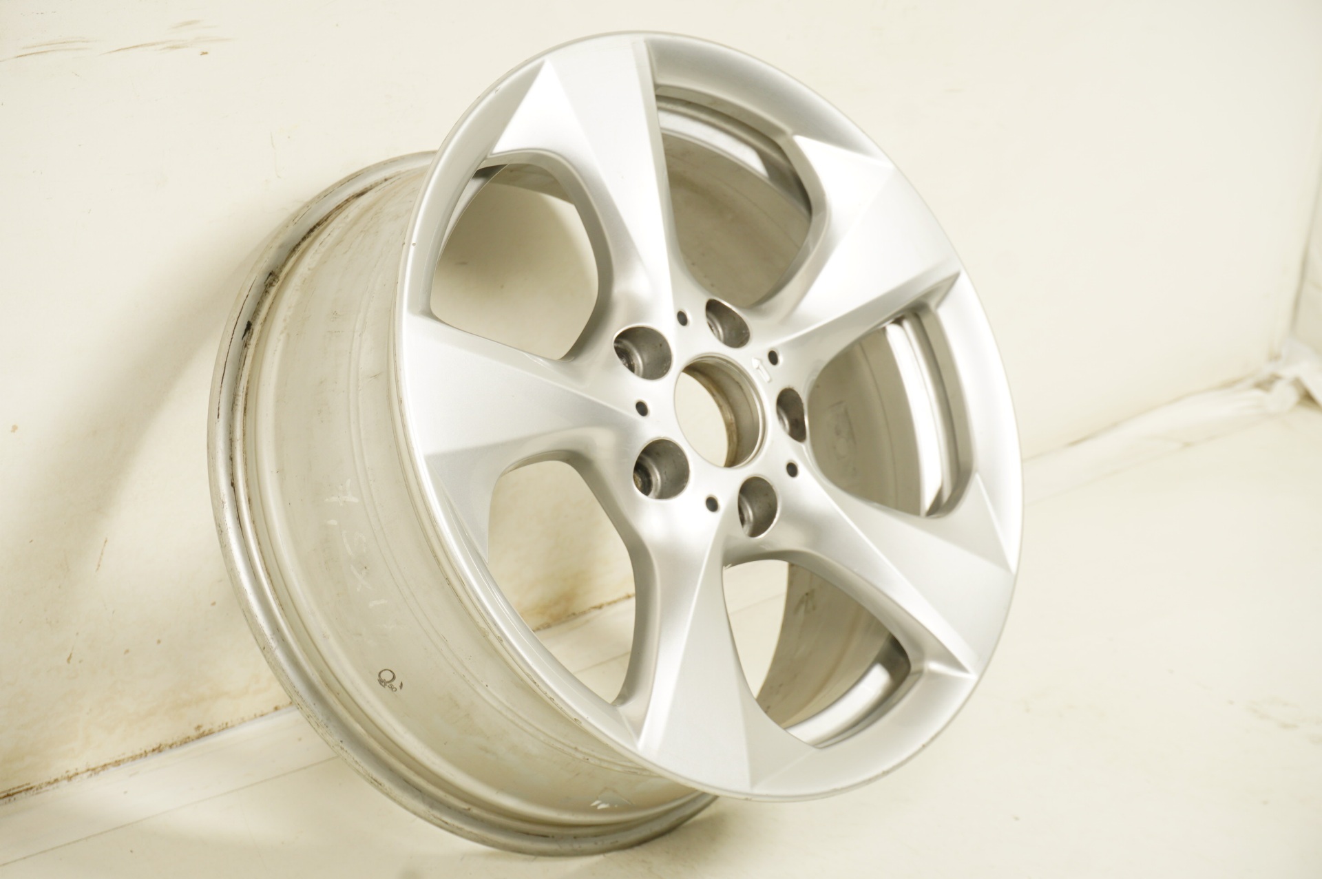 resized569.jpg