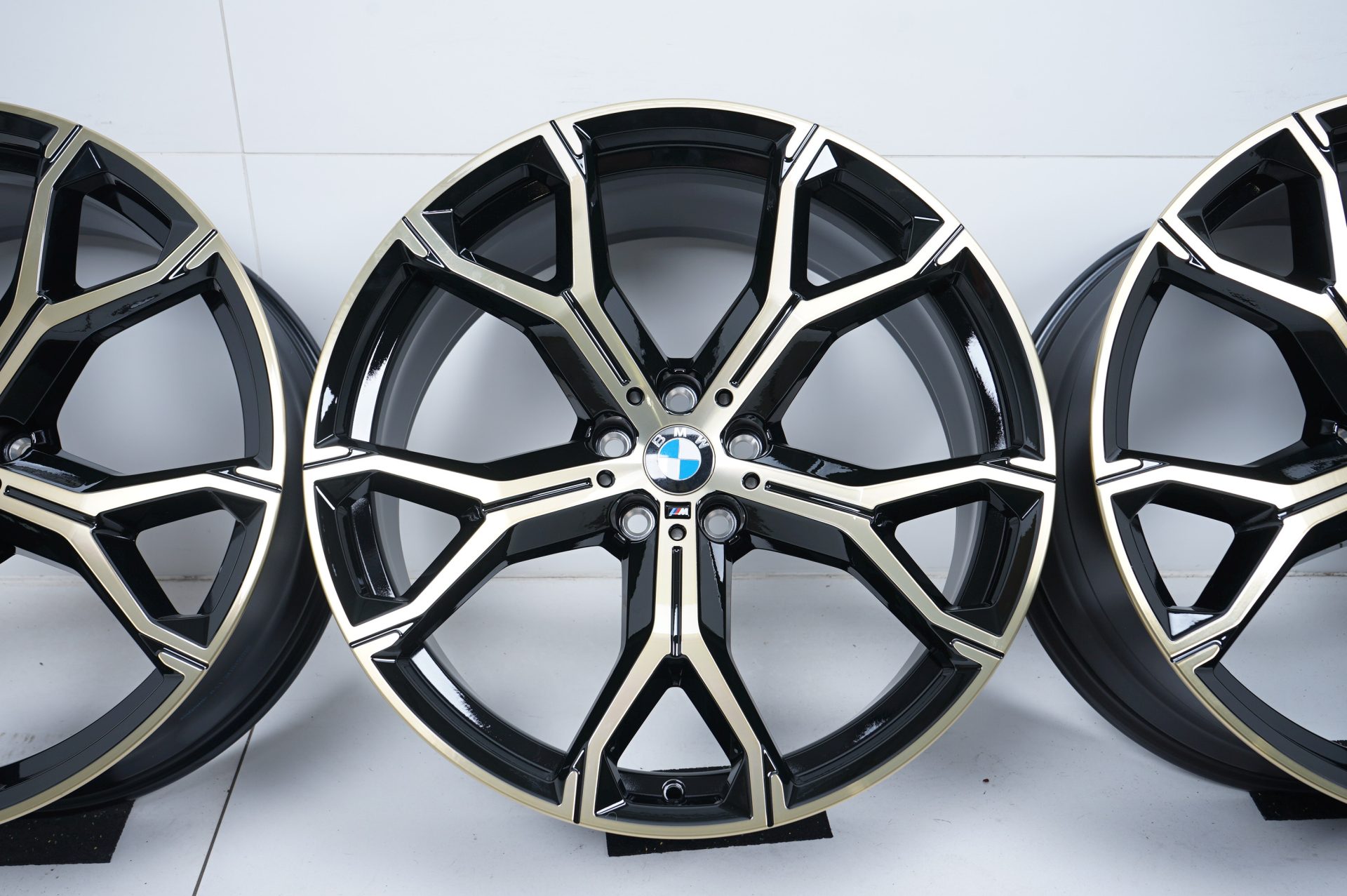 resized454.jpg