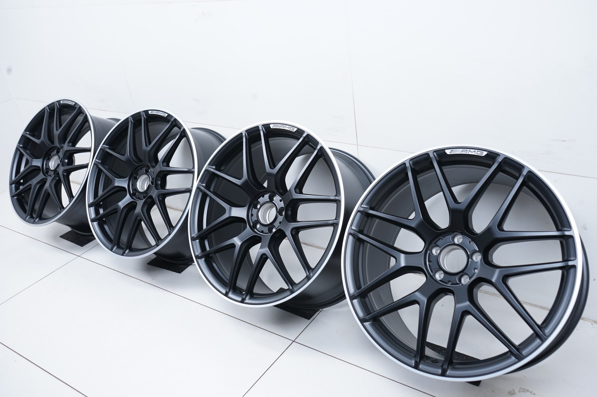 resized401.jpg