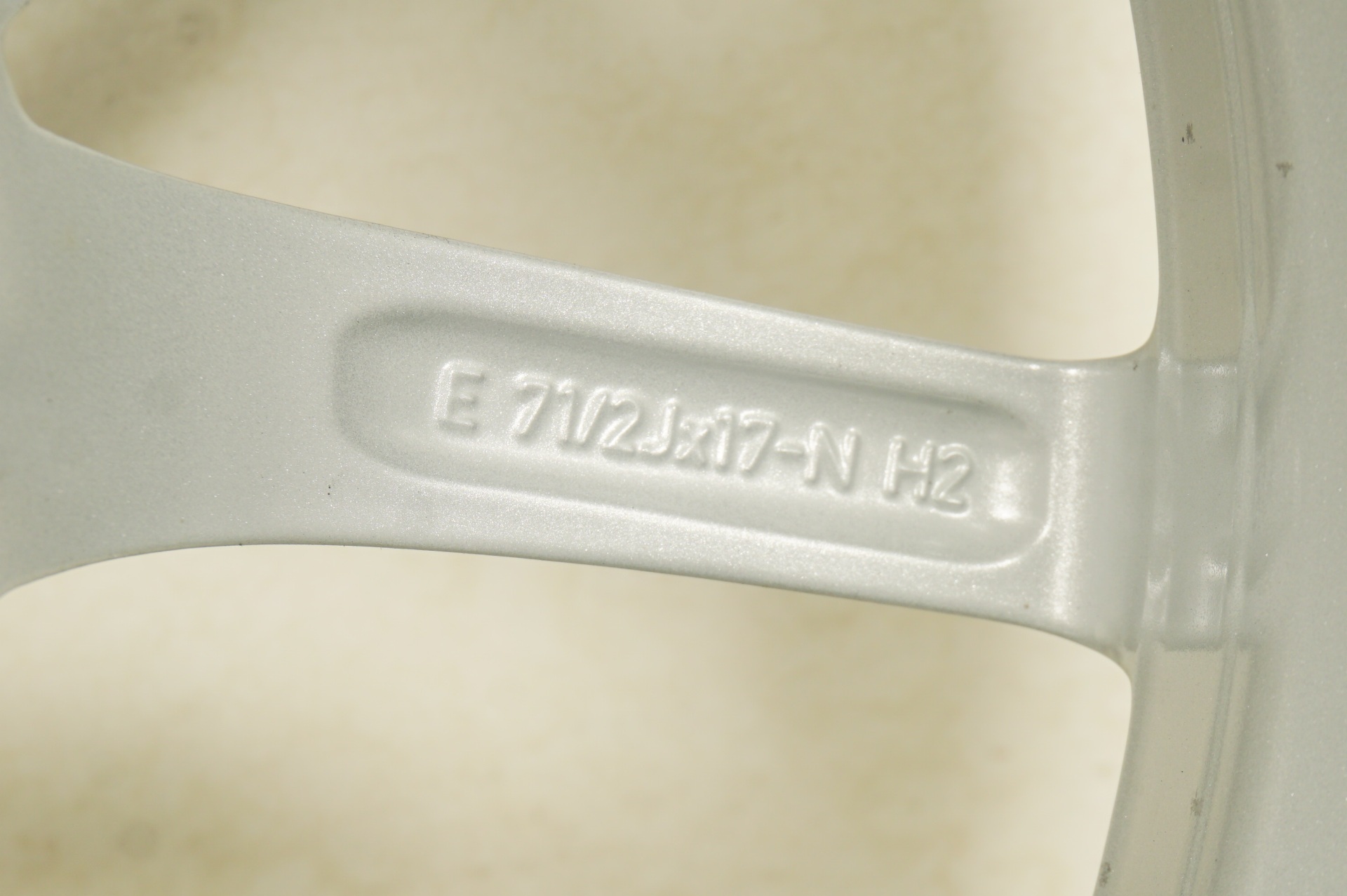 resize_596.jpg