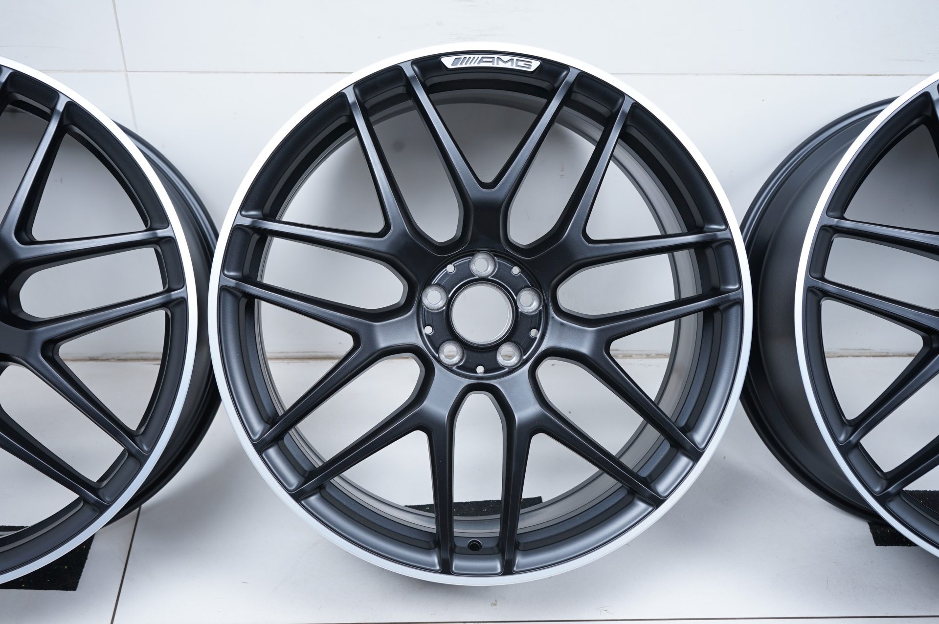 resized398.jpg