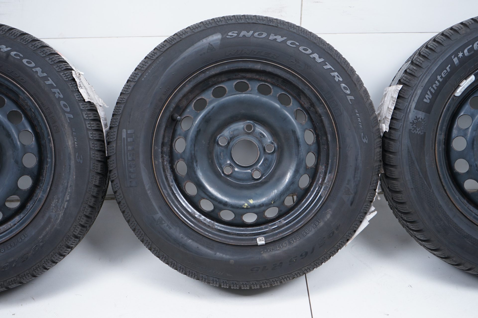resized305.jpg