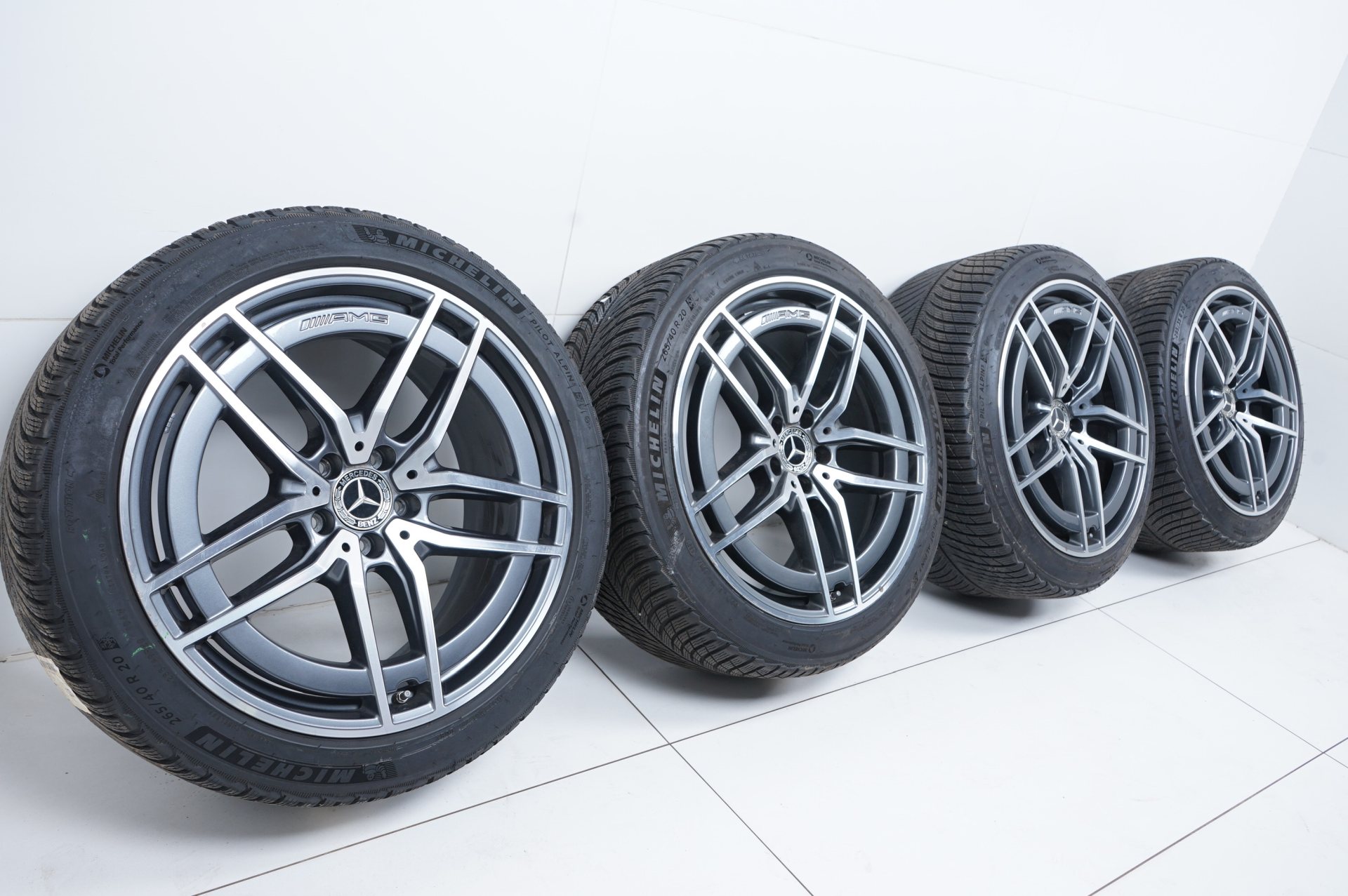 resized045.jpg