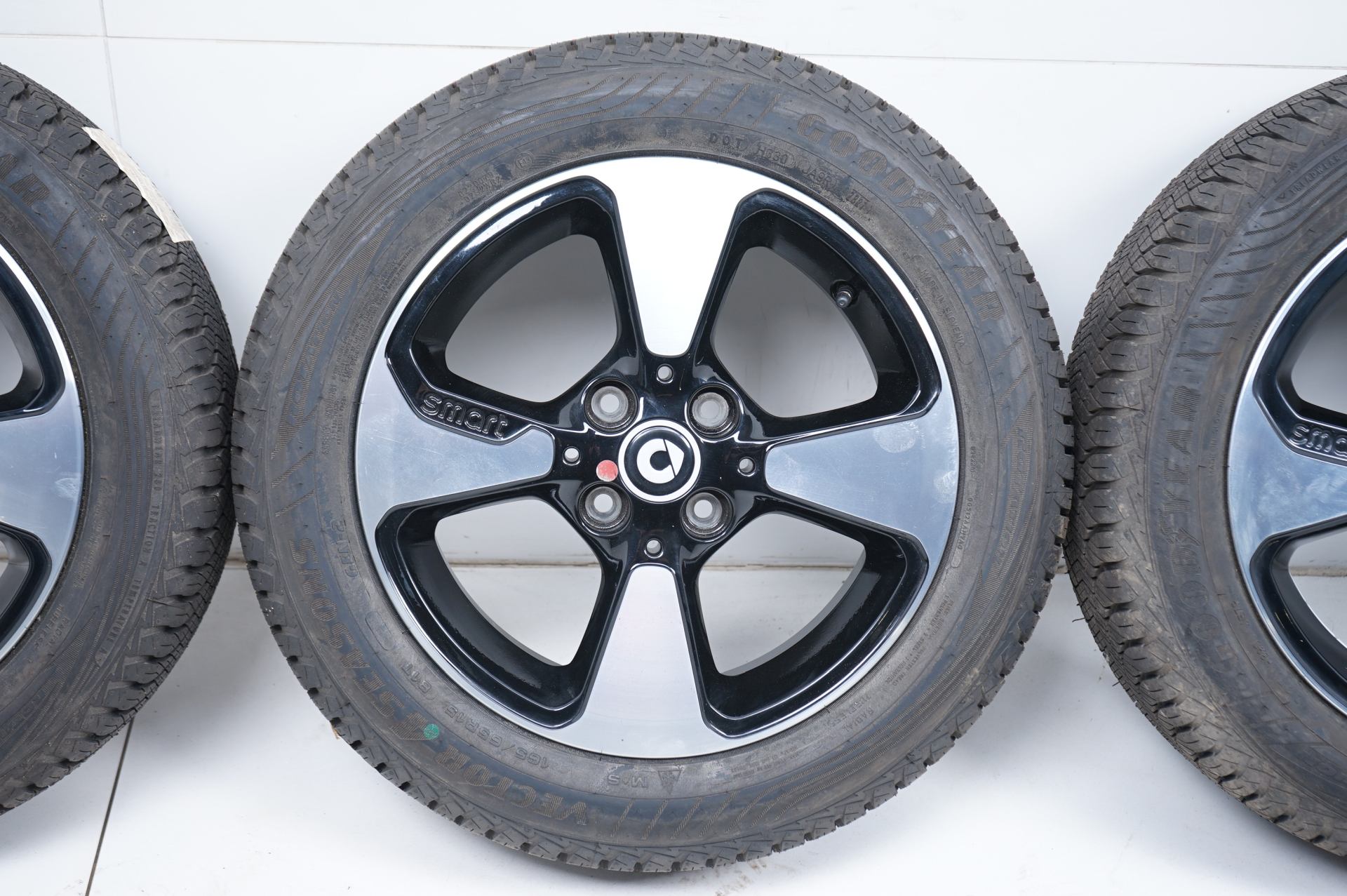 resized027.jpg