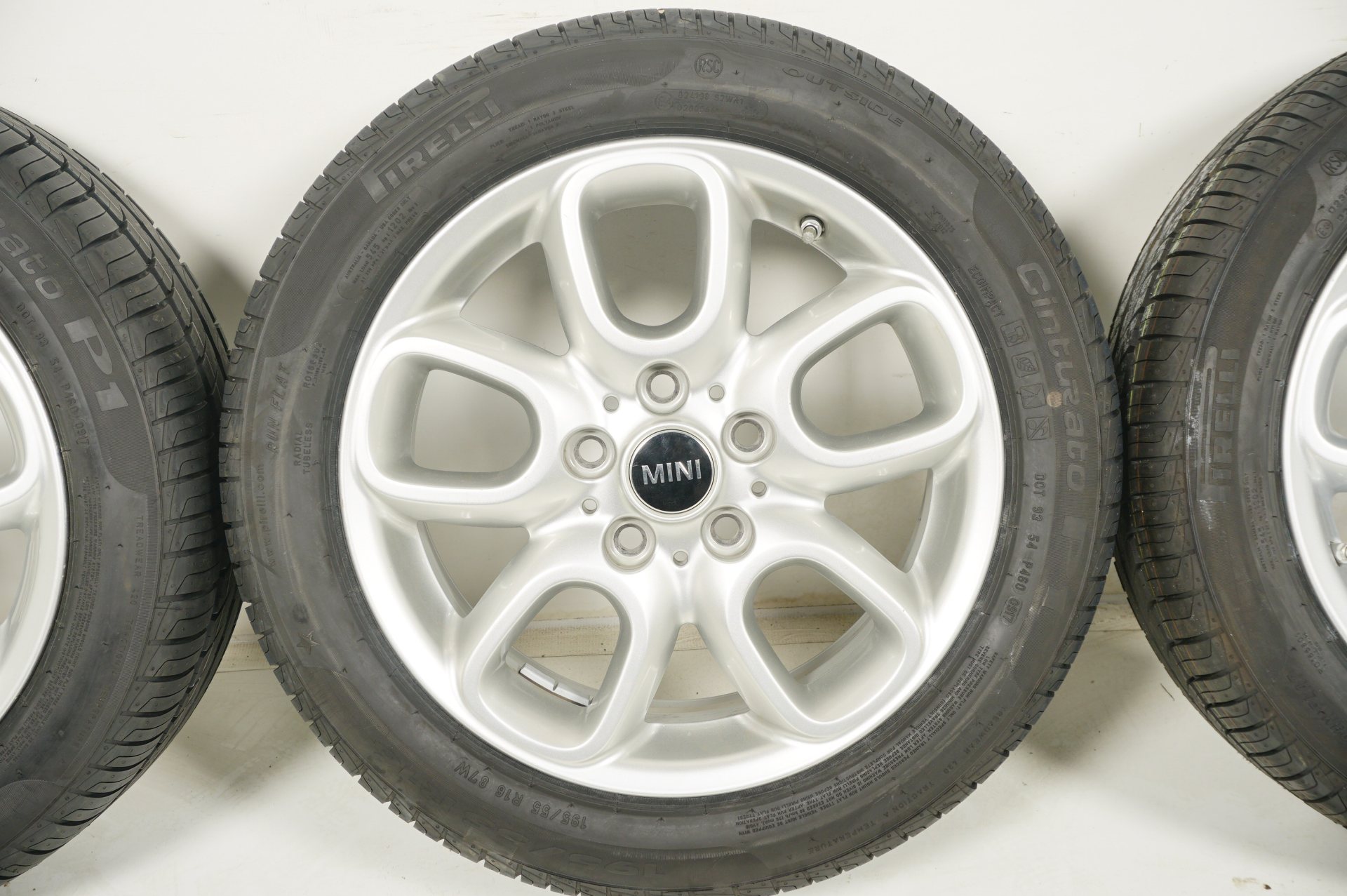 resize_371.jpg