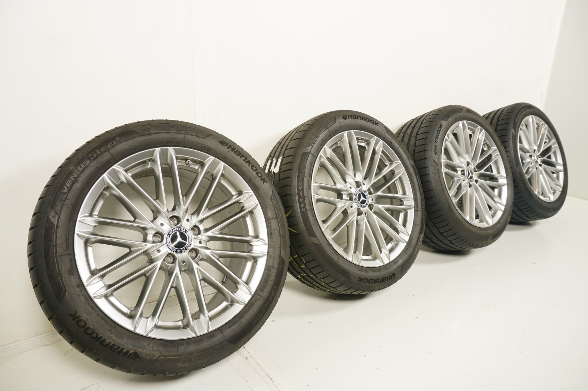 resized002.jpg
