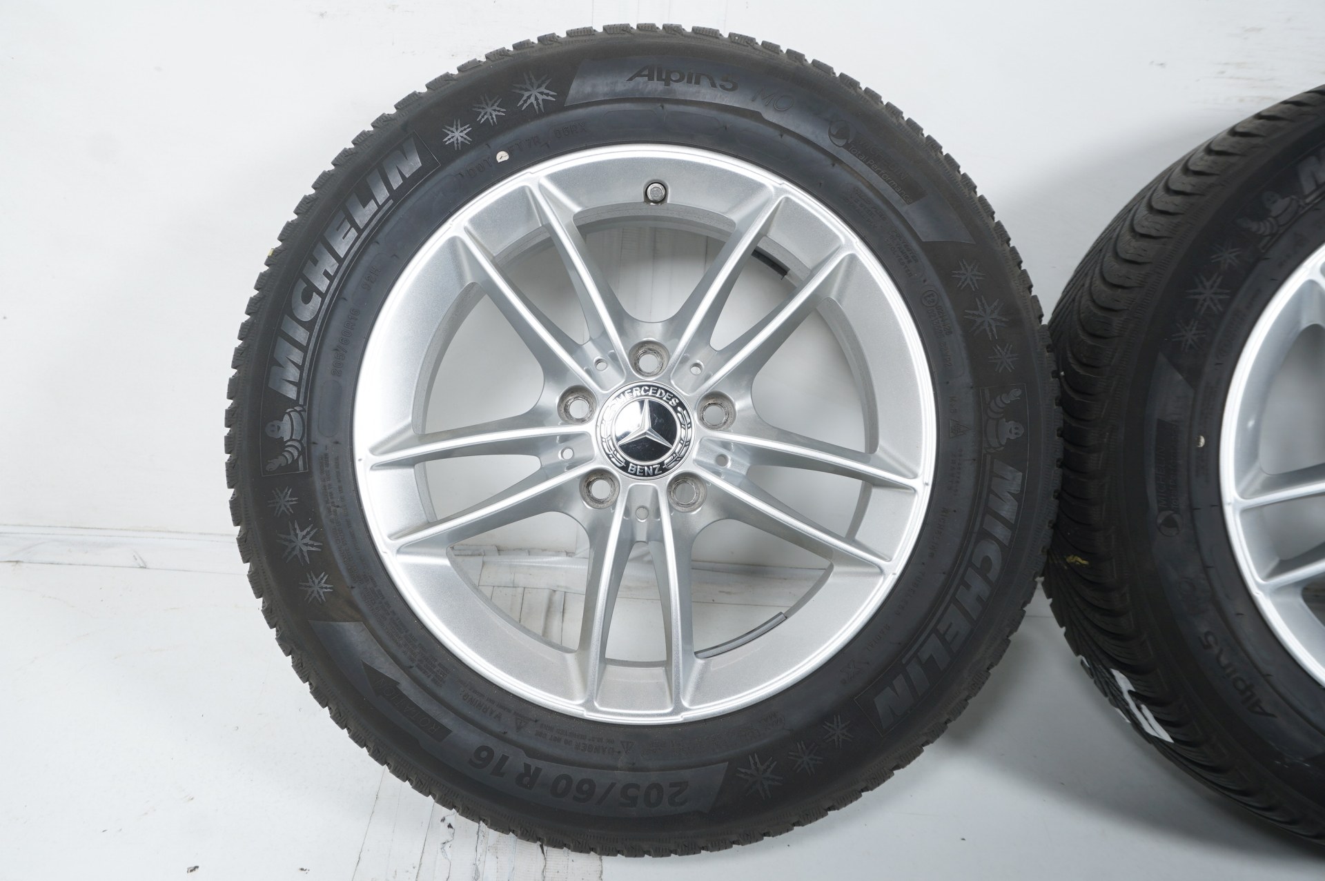 resized370.jpg