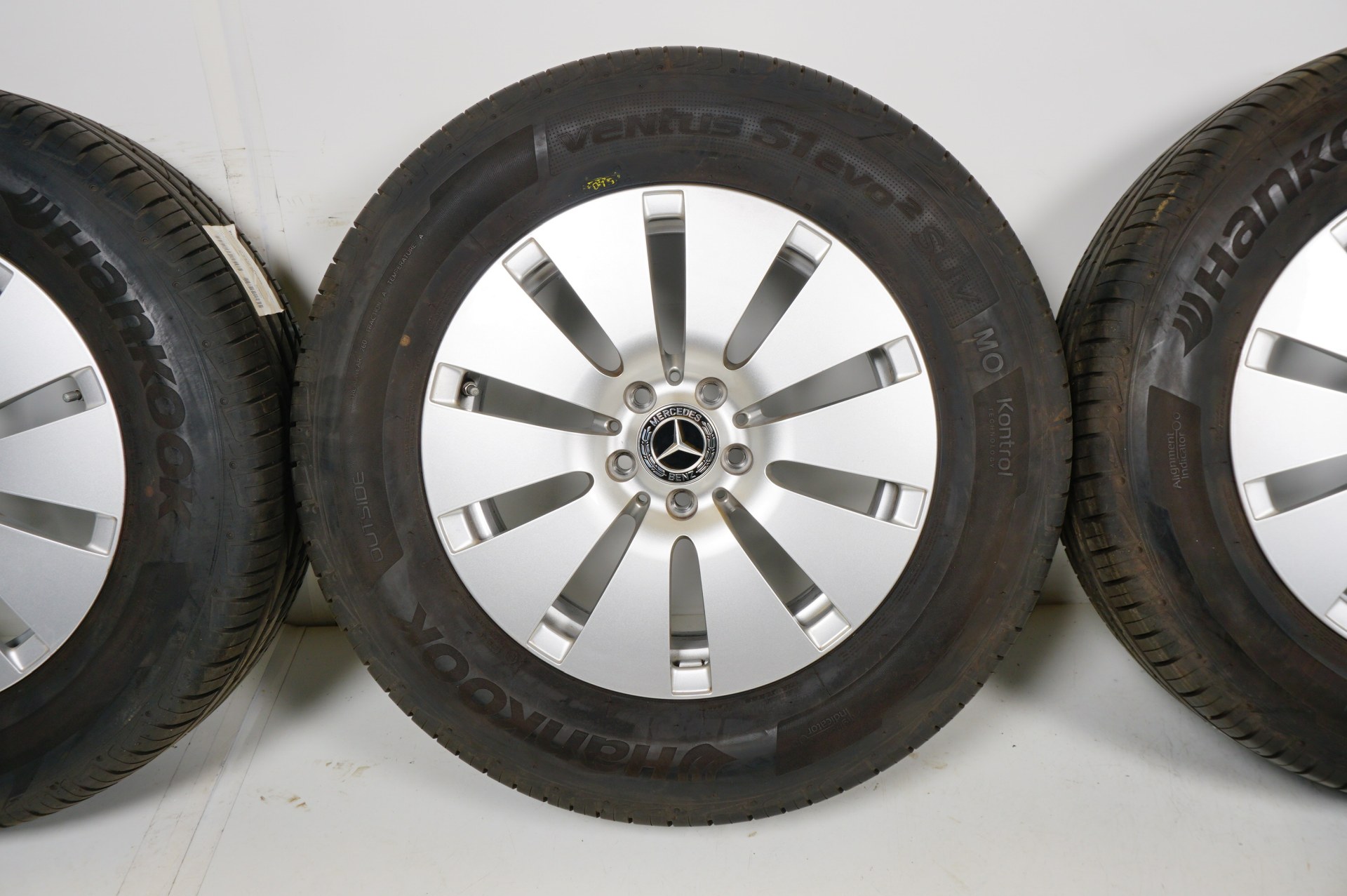 resized005.jpg
