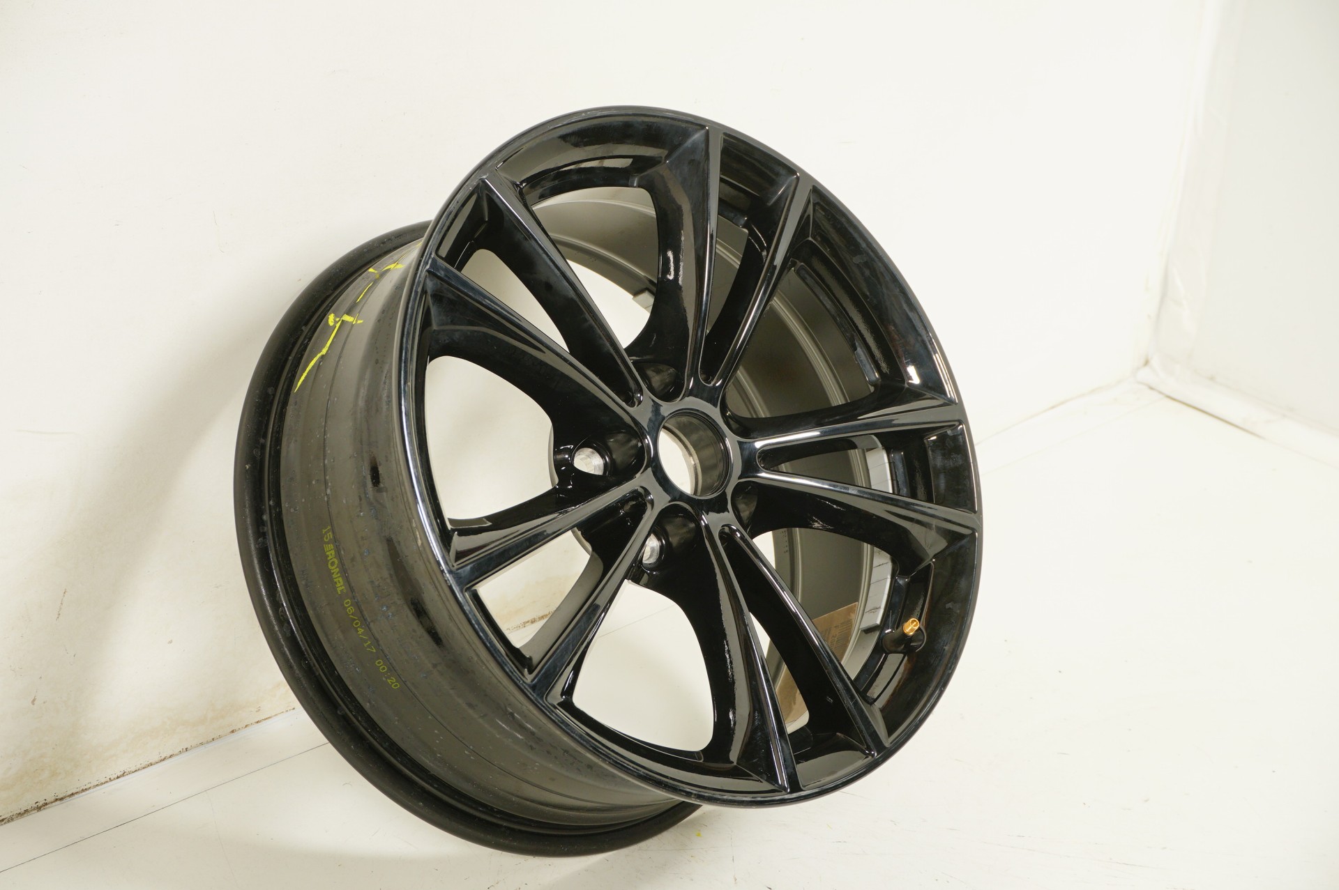 resize_220.jpg