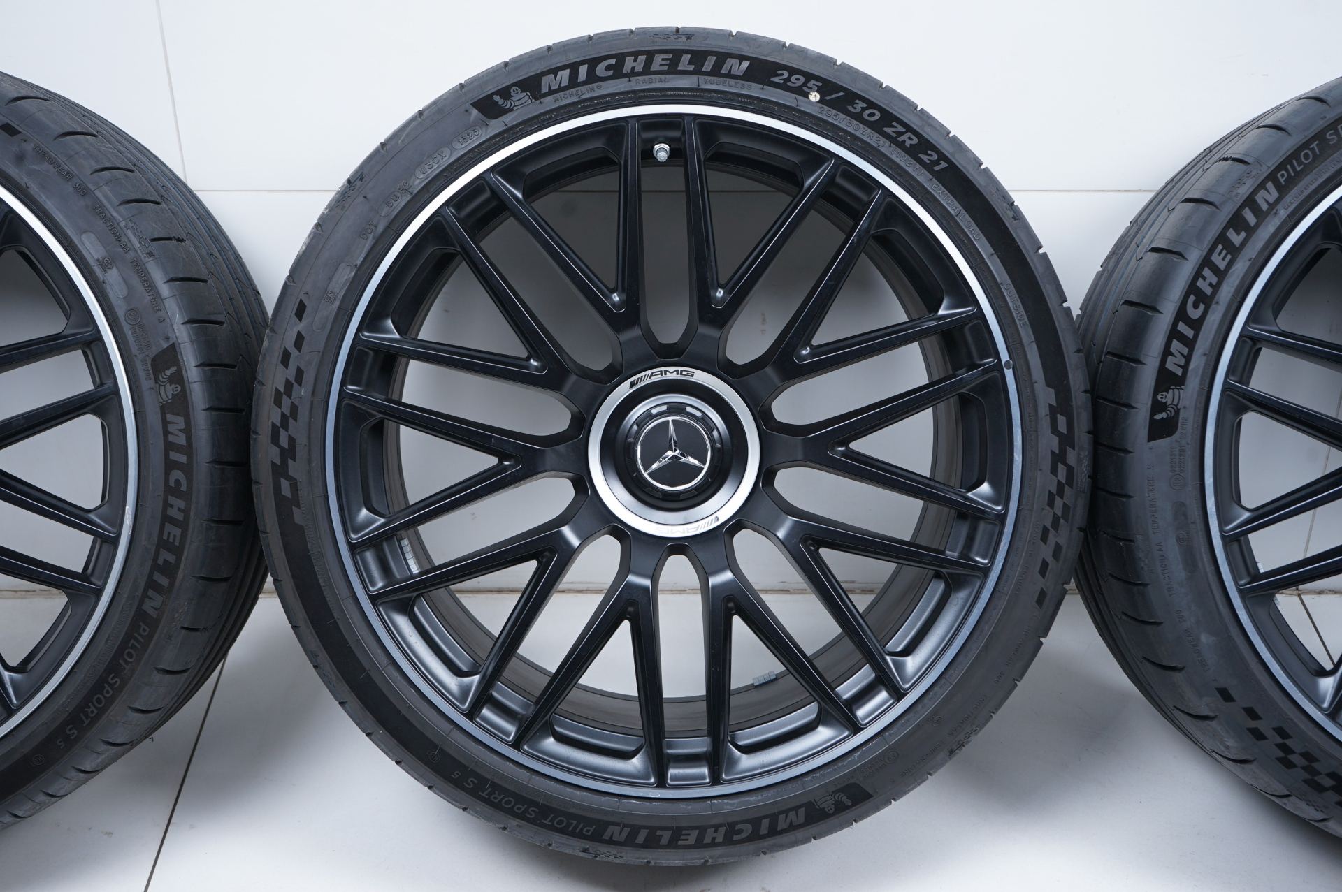 resized007.jpg