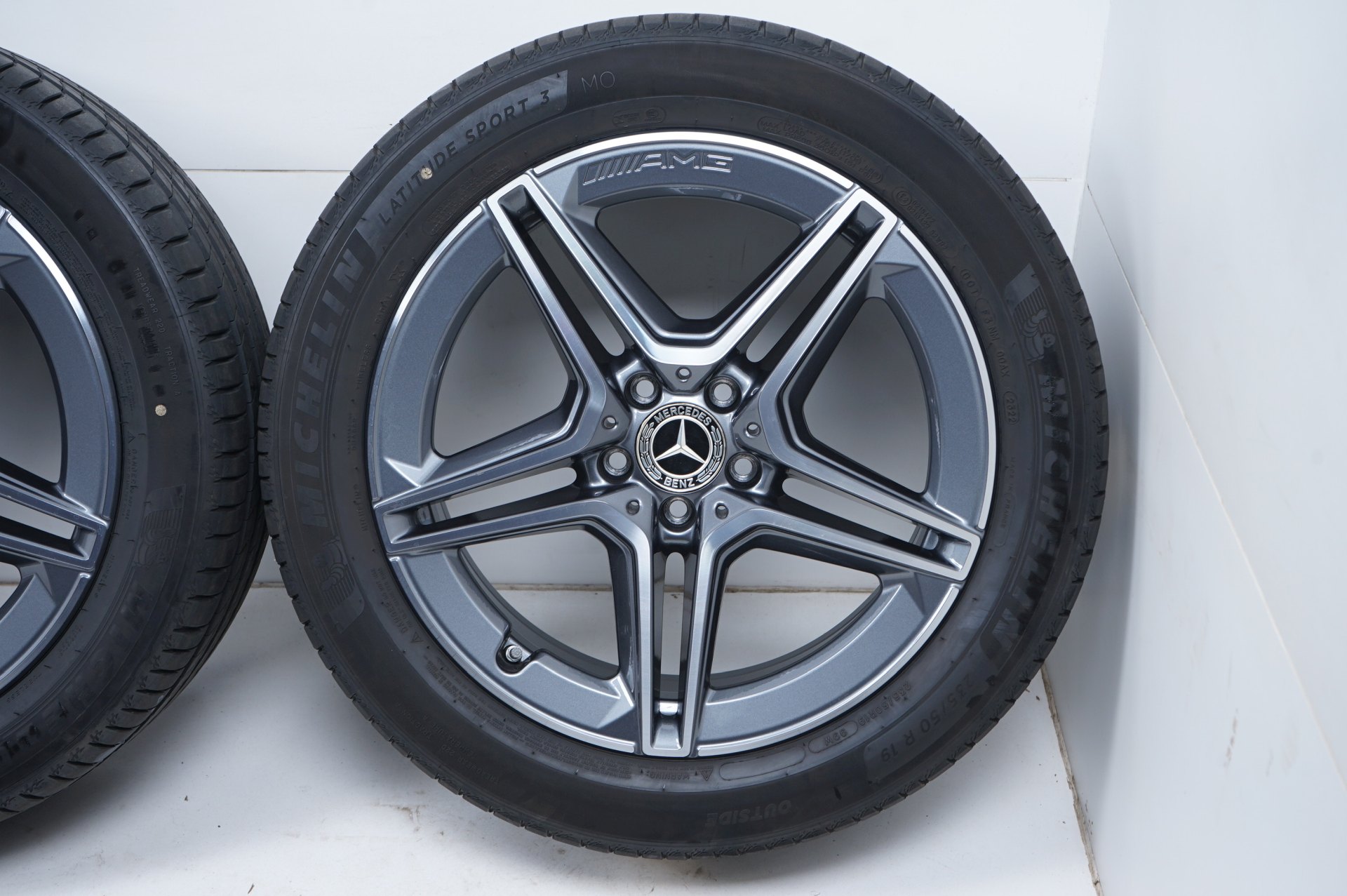 resized223.jpg
