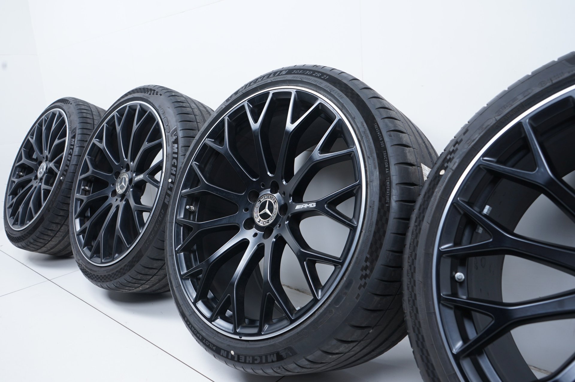 resized011.jpg
