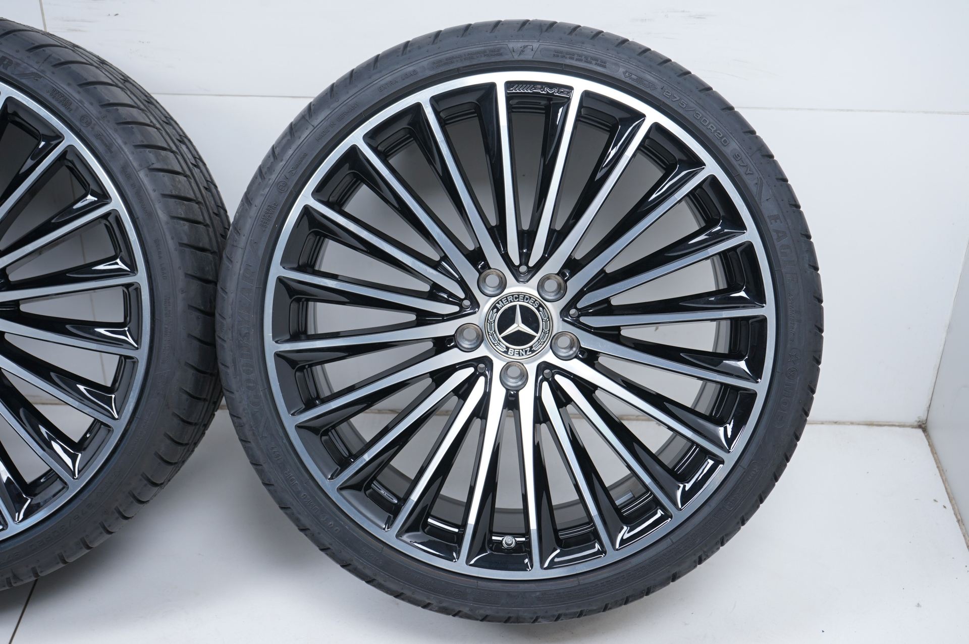 resized073.jpg