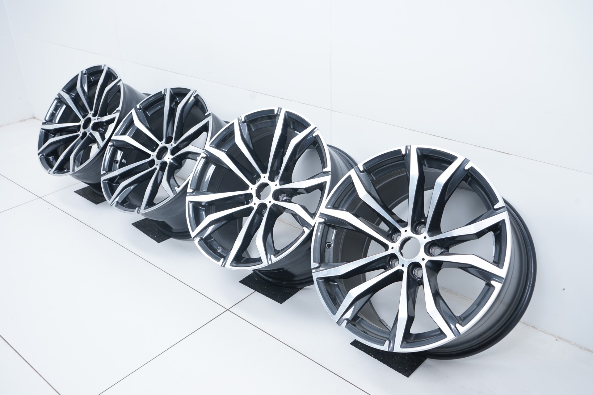 resized009.jpg